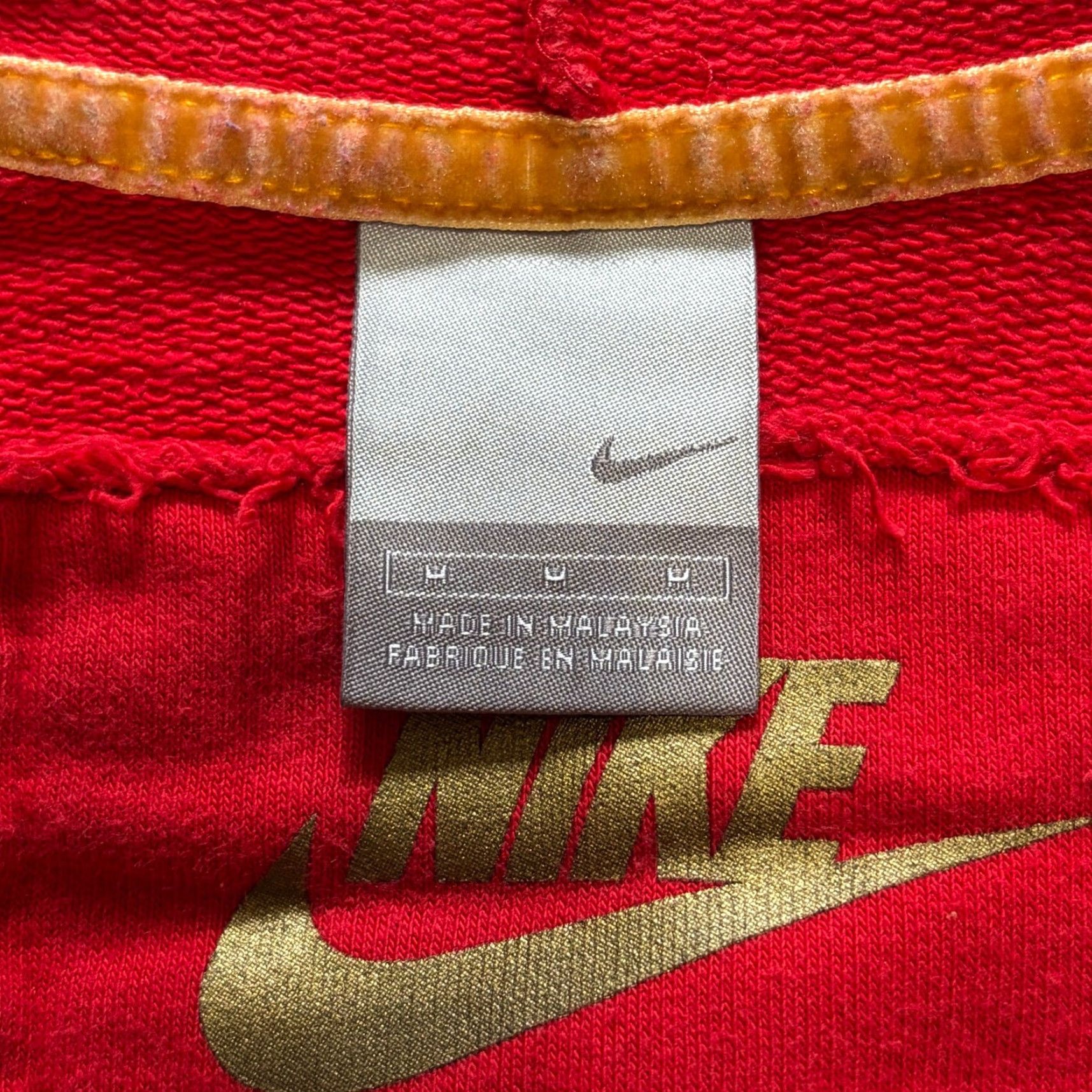 Nike VINTAGE Nike Hoodie Women Medium Red Full Zip Raglan Embroidered Sweatshirt Size M / US 6-8 / IT 42-44 - 3 Thumbnail