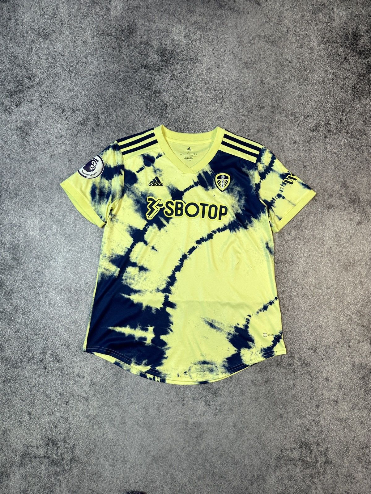 Adidas Adidas Leeds United Soccer Jersey Blokecore L 22/23 Rare Size US L / EU 52-54 / 3 - 1 Thumbnail