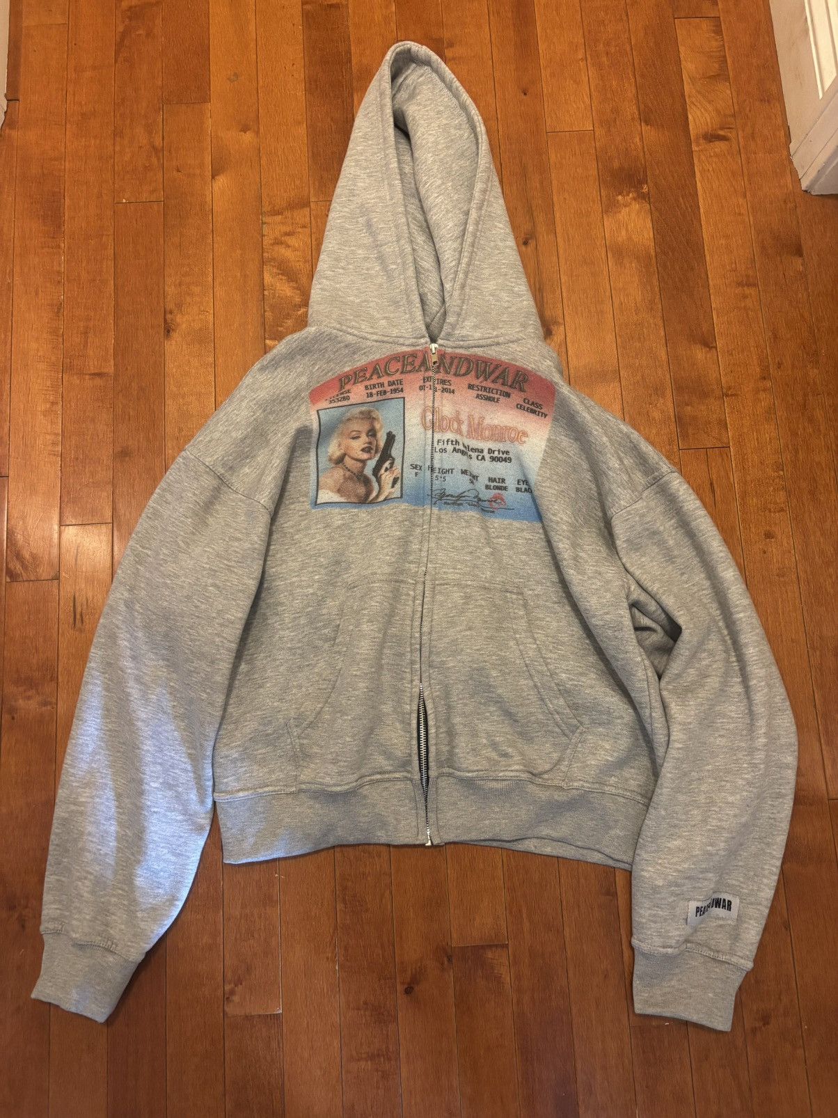 PeaceAndWar Marilyn Monroe Zip Up