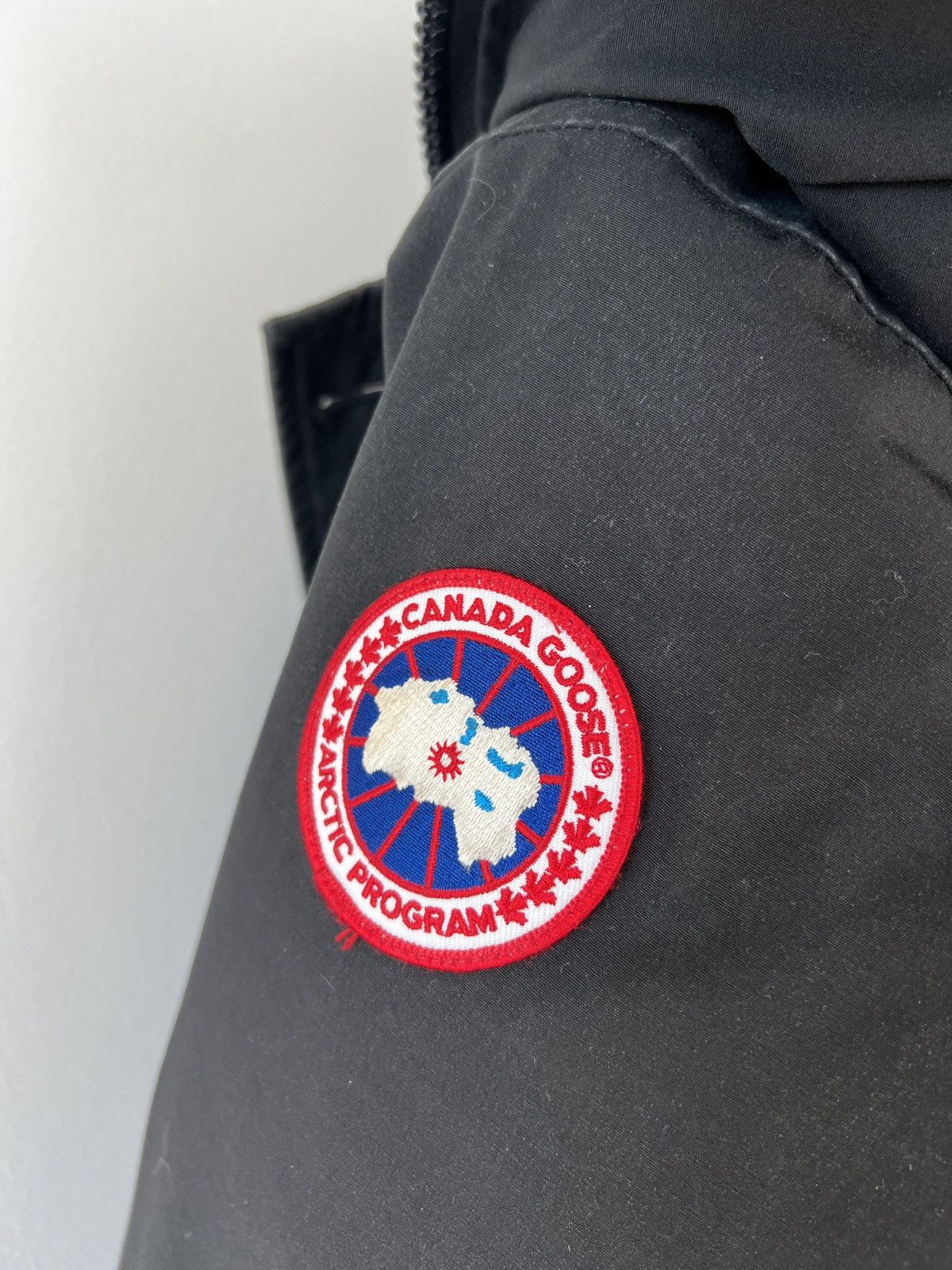 Canada Goose Canada goose Chateau Parka Size US S / EU 44-46 / 1 - 3 Thumbnail