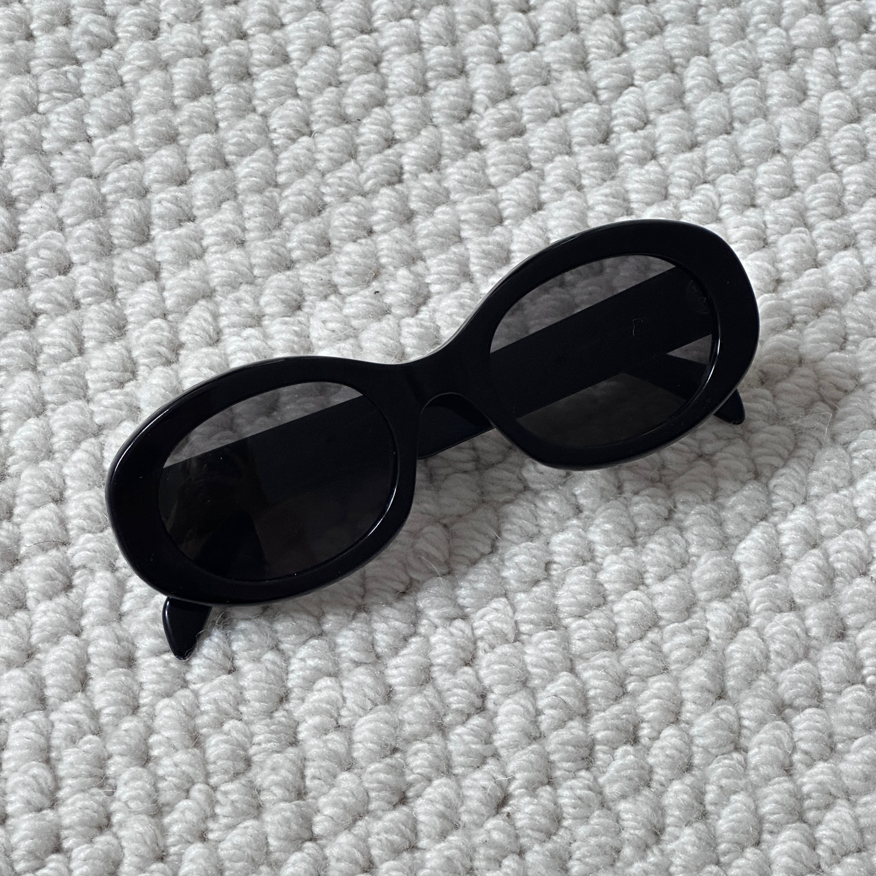 Celine Celine Oval Sunglasses 'Black' CL40194U-01A Size ONE SIZE - 6 Thumbnail