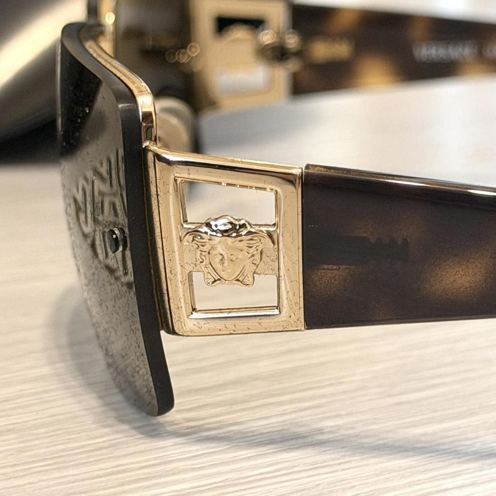 Versace Versace authentic rimless logo vintage sunglasses Size ONE SIZE - 5 Thumbnail
