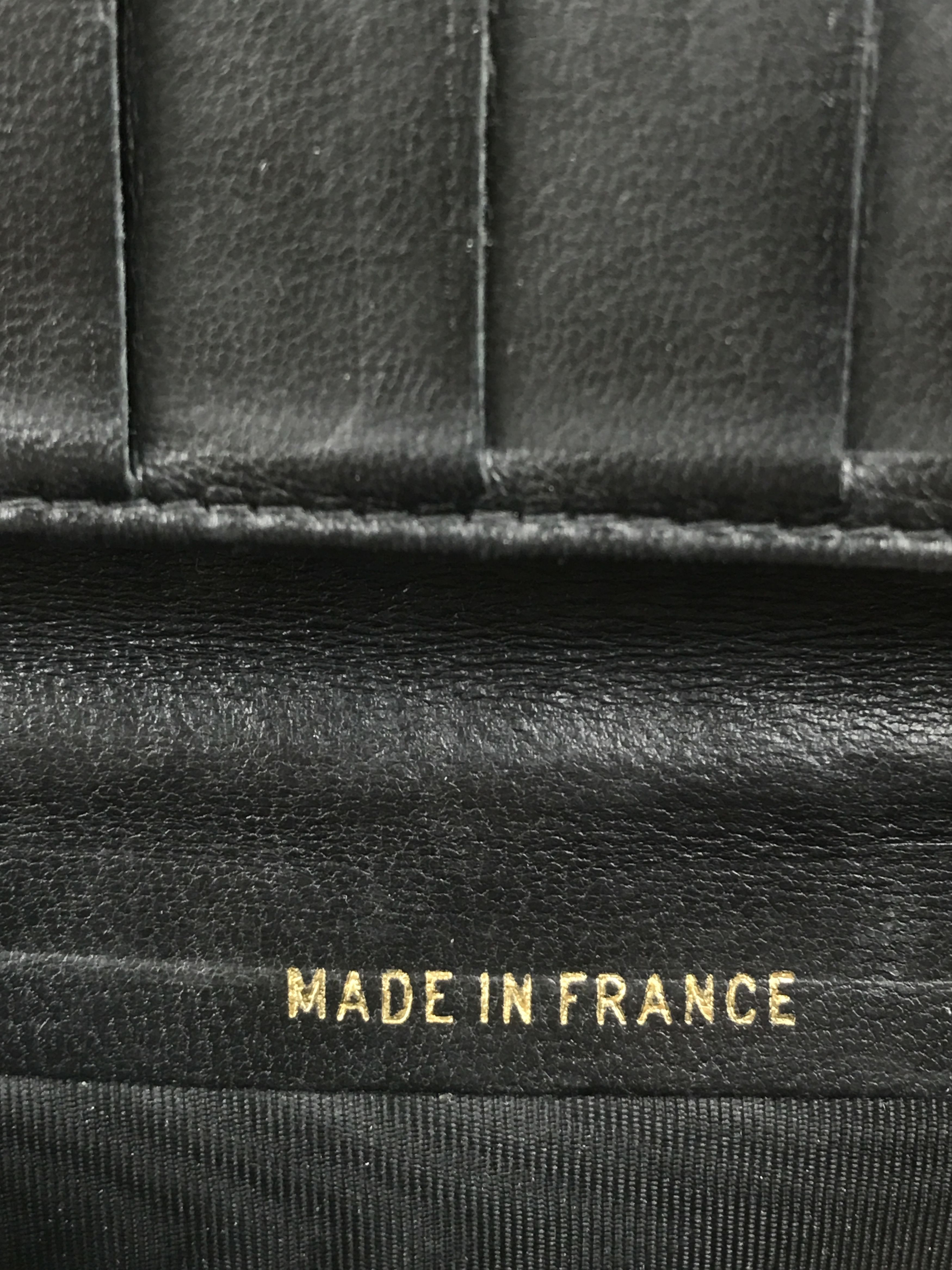 Chanel × Vintage Vintage Chanel Black Caviar CC Logo Bifold Wallet Size ONE SIZE - 13 Thumbnail
