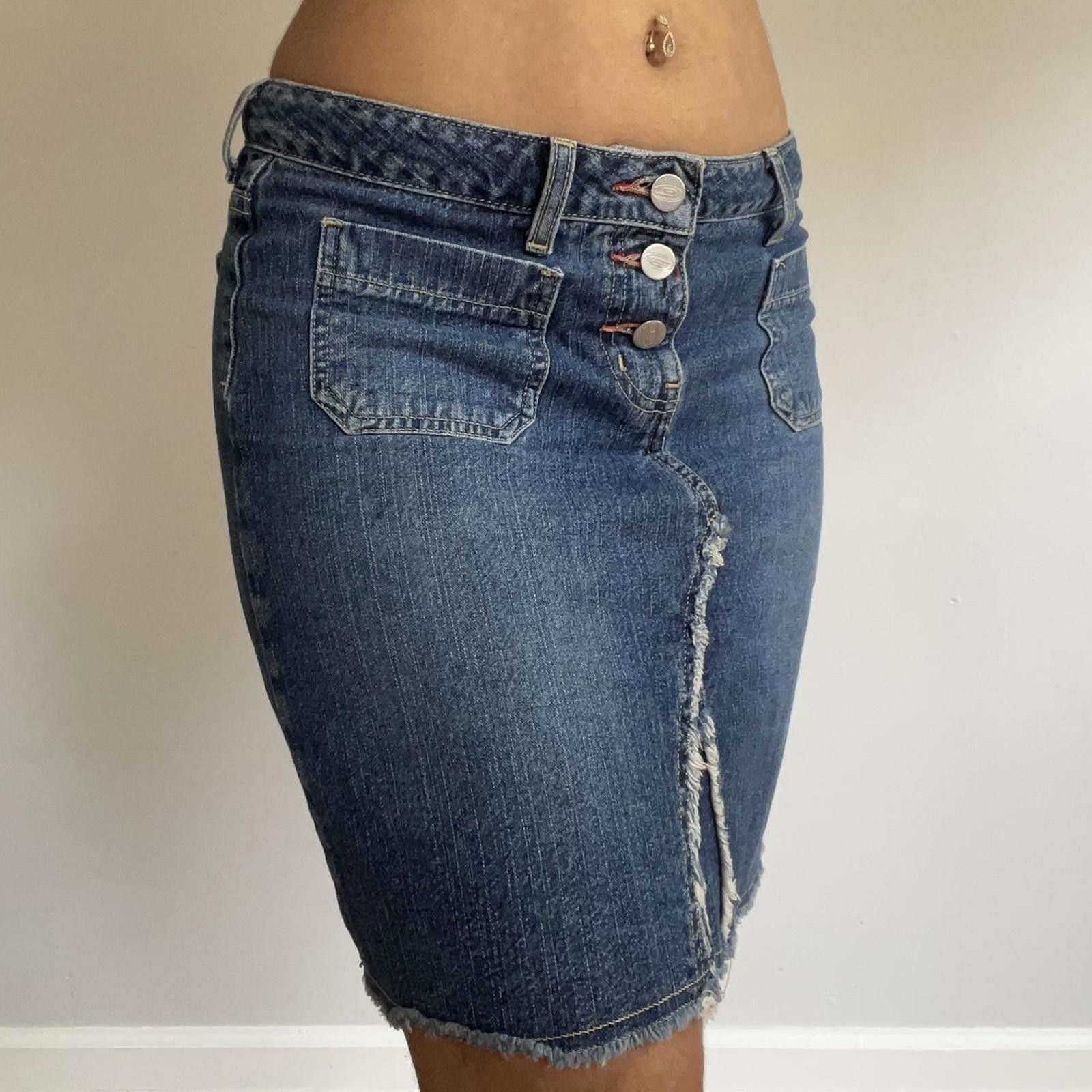 Bonobos Mini blue denim skirt with button detail #miniskirt Size 28" / US 6 / IT 42 - 4 Thumbnail