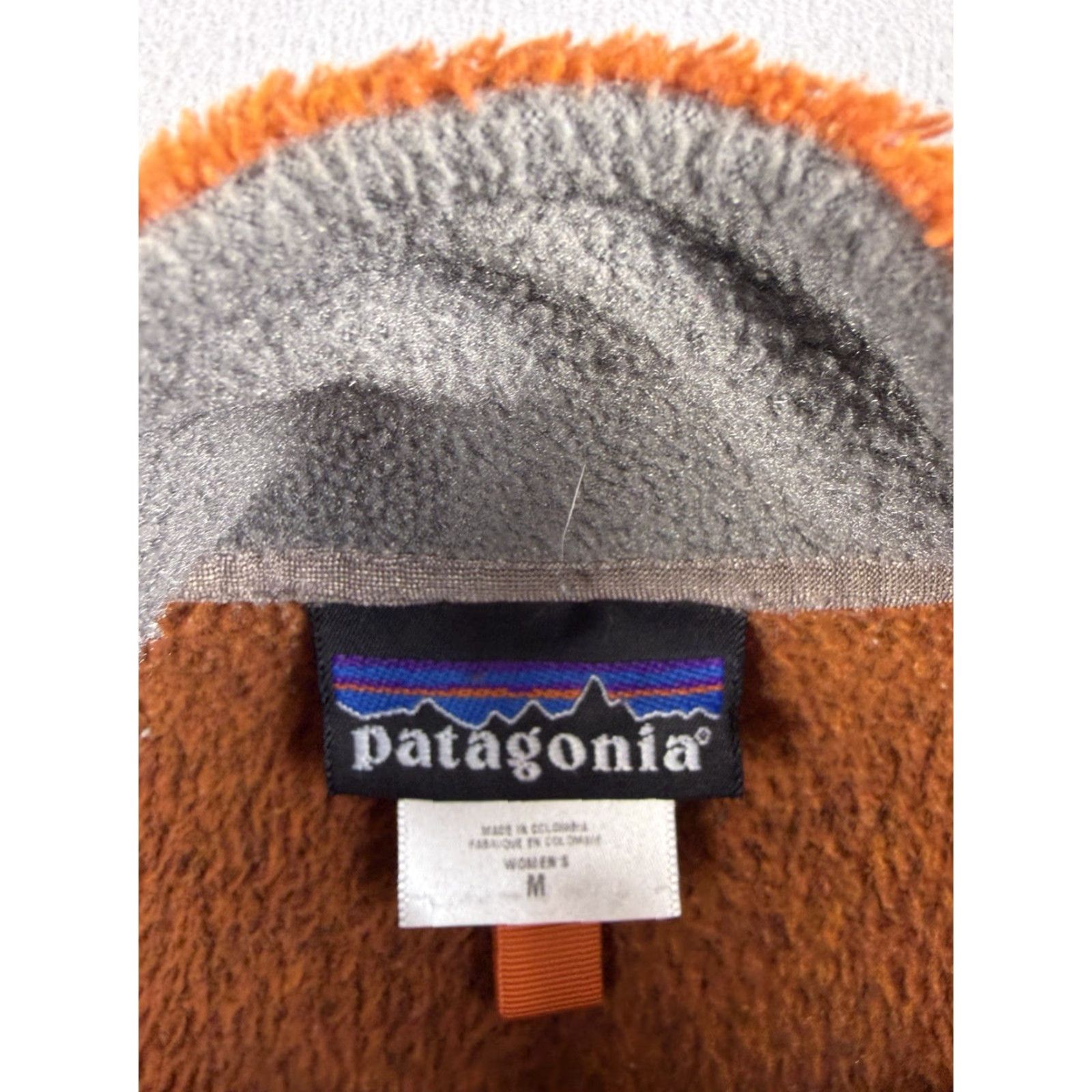 Patagonia VINTAGE Patagonia Vest Full Zip Fleece Regulator Orange Women M USA Band Logo Zipper Indoor Mid-Length Coat Size M / US 6-8 / IT 42-44 - 4 Thumbnail