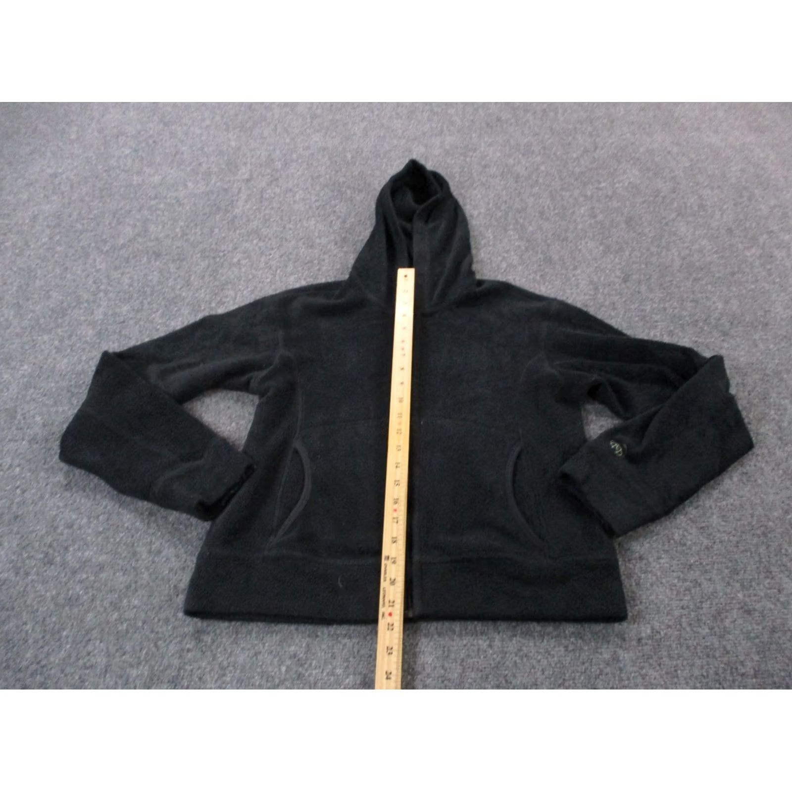 Patagonia Patagonia Jacket Women M Black Synchilla Fleece Outdoor Hiking Camping Better Sweater Size M / US 6-8 / IT 42-44 - 3 Thumbnail