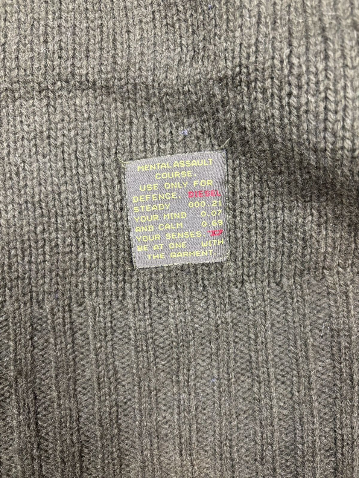 Diesel Vintage Diesel Archive Zip Turtleneck Sweater 100% Wool Size US M / EU 48-50 / 2 - 4 Thumbnail