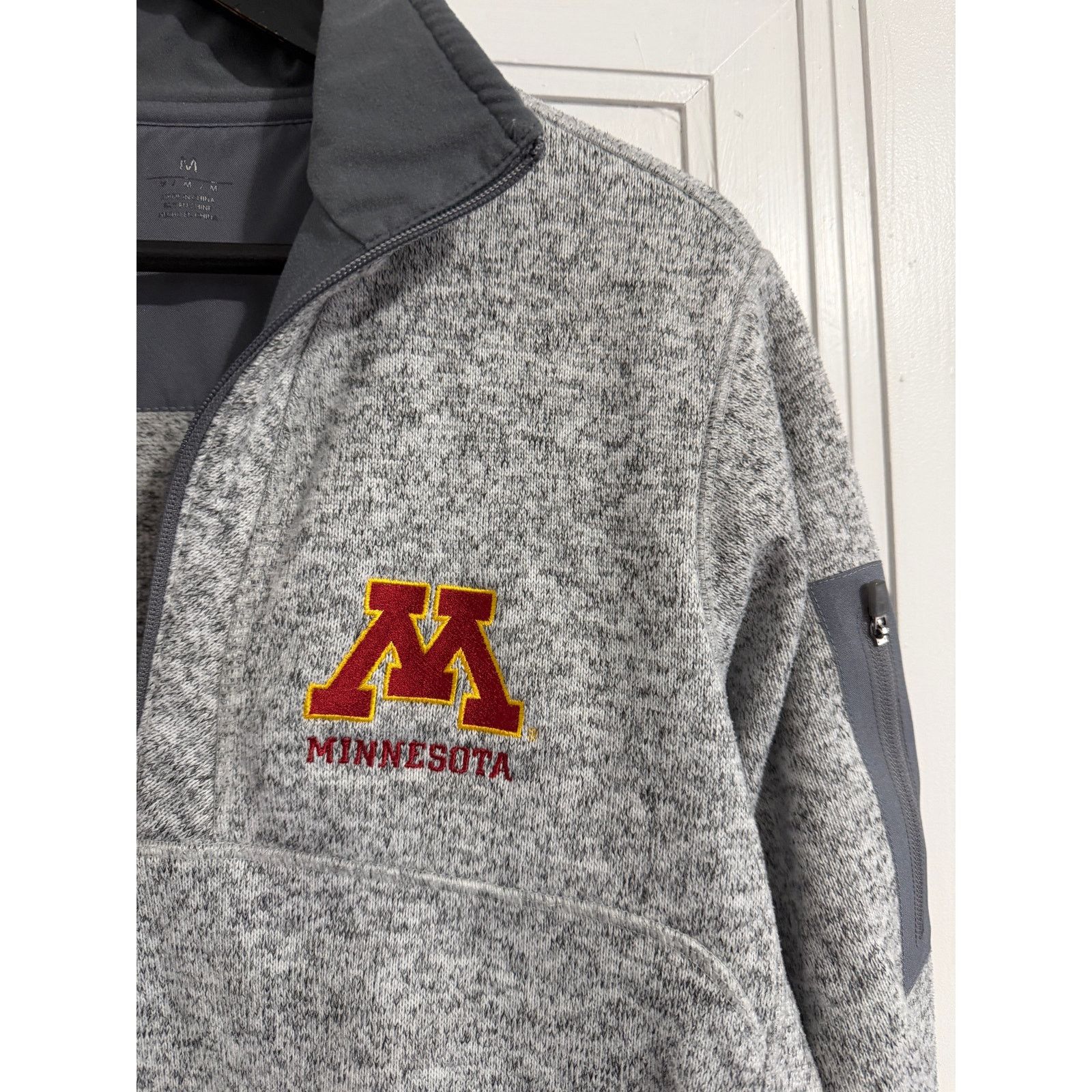 Antigua University of Minnesota Gophers 1/4-Zip Fleece Size Medium Size US M / EU 48-50 / 2 - 2 Thumbnail