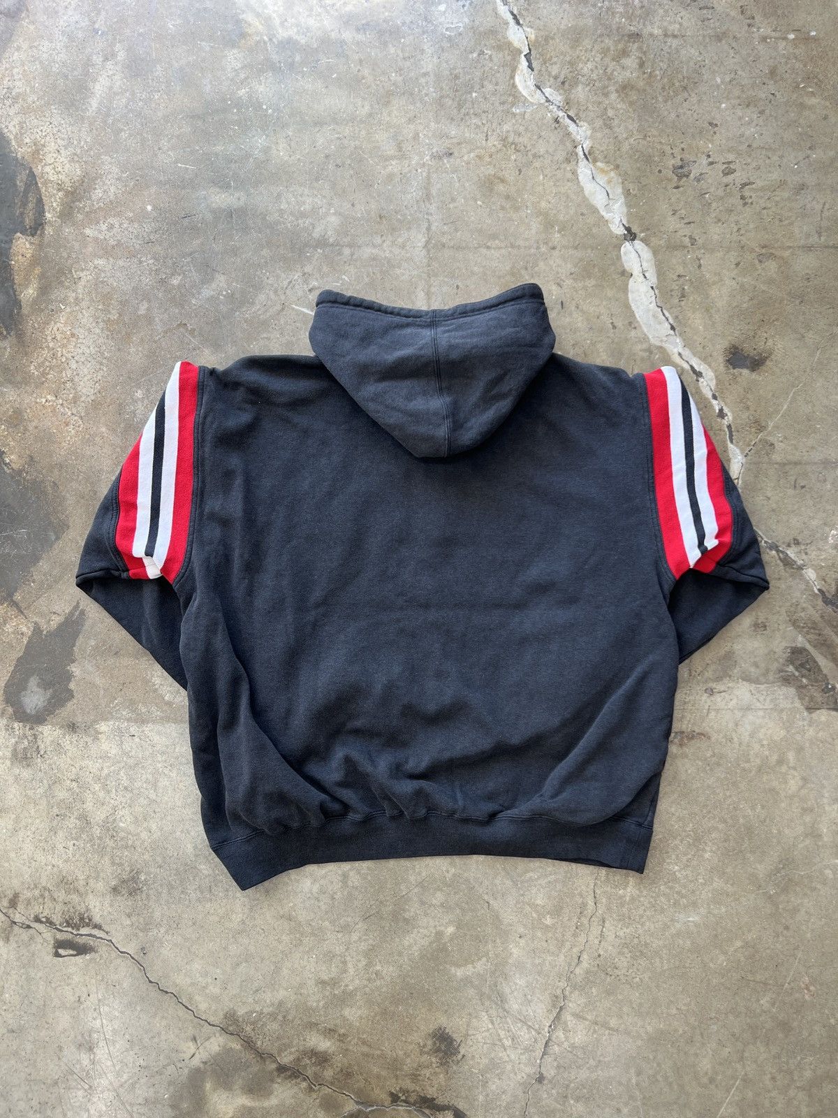 NHL × Vintage Vintage Chicago BlackHawks Hockey Hoodie Sz. XL Size US XL / EU 56 / 4 - 4 Thumbnail