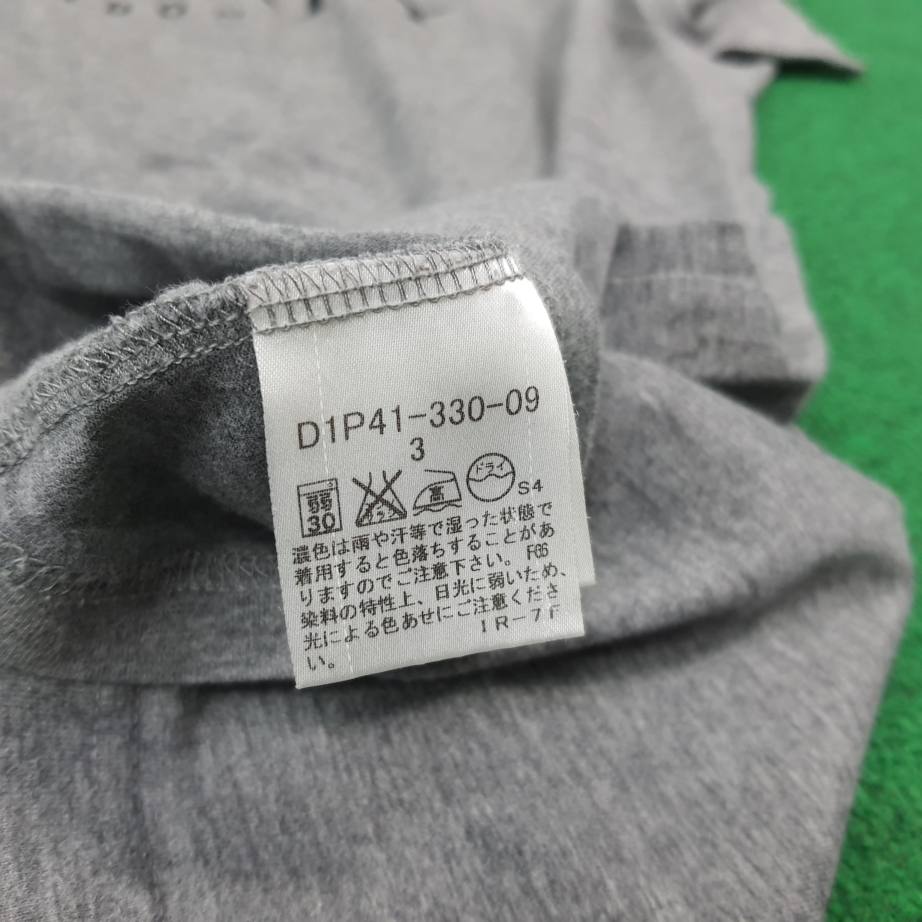 Burberry Vintage Burberry Black Label Tshirt C276N79 Size US L / EU 52-54 / 3 - 5 Thumbnail