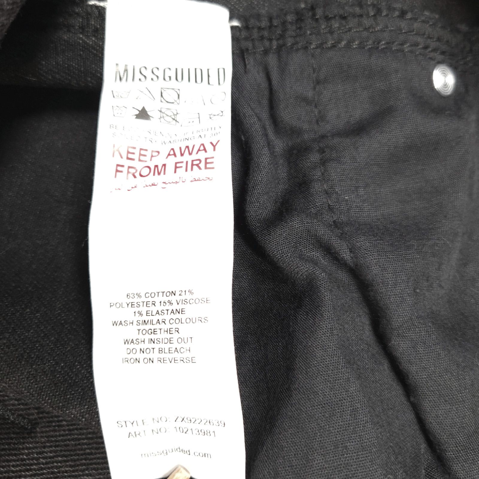 Other EUC Missguided Two-Tone Mom Jeans Crop Denim Jeans Sz. 6x25 Size 28" / US 6 / IT 42 - 7 Thumbnail