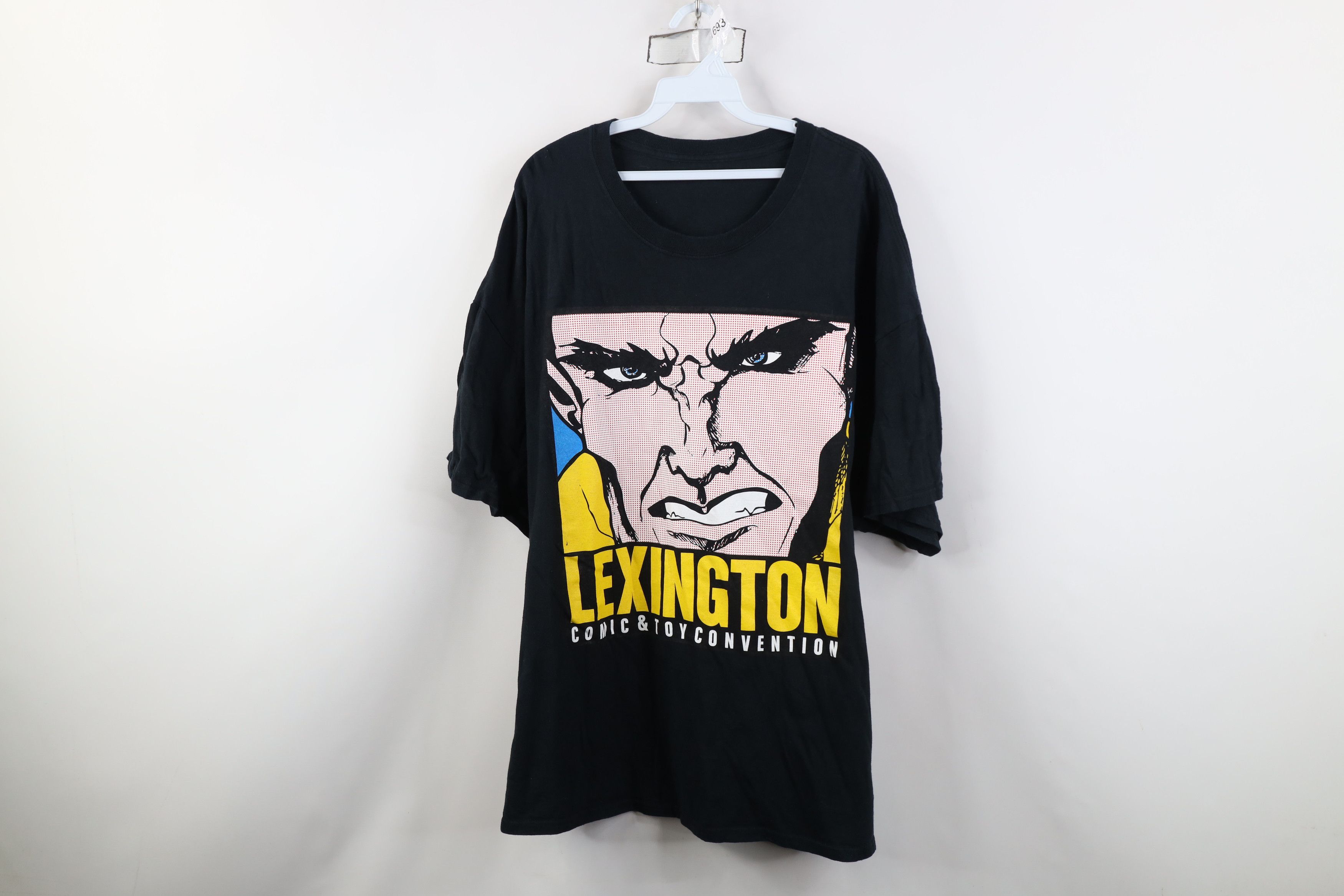 Vintage Vintage Y2K Roy Lichtenstein Lexington Comic Staff T-Shirt Size US XXL / EU 58 / 5 - 1 Thumbnail