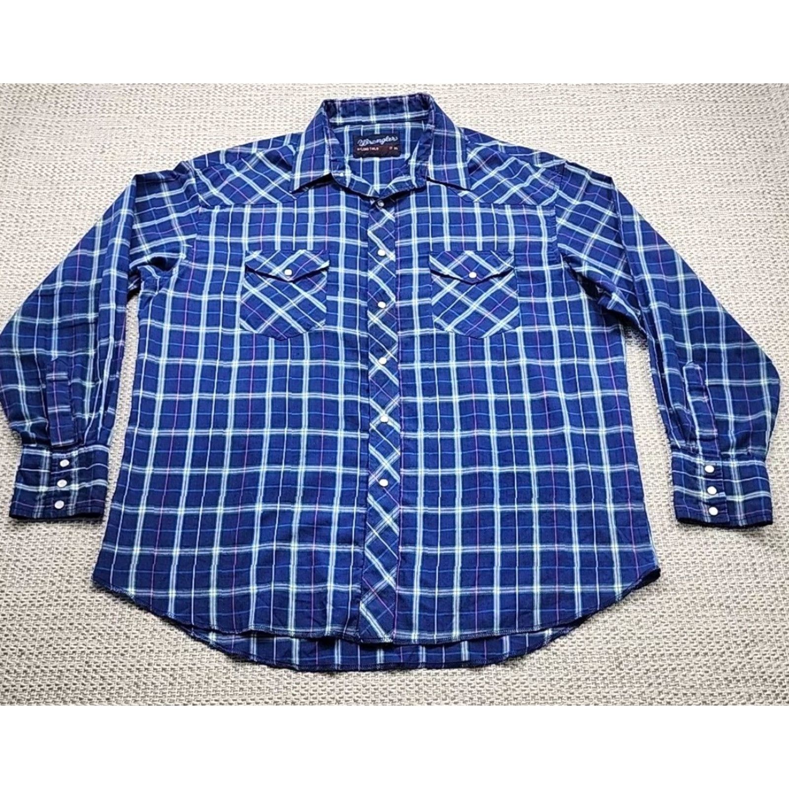 Wrangler VINTAGE Wrangler Pearl Snap Shirt X Long Tails Blue Plaid Mens Regular Fit 17 x 35 Shirt Size US XL / EU 56 / 4 - 2 Thumbnail