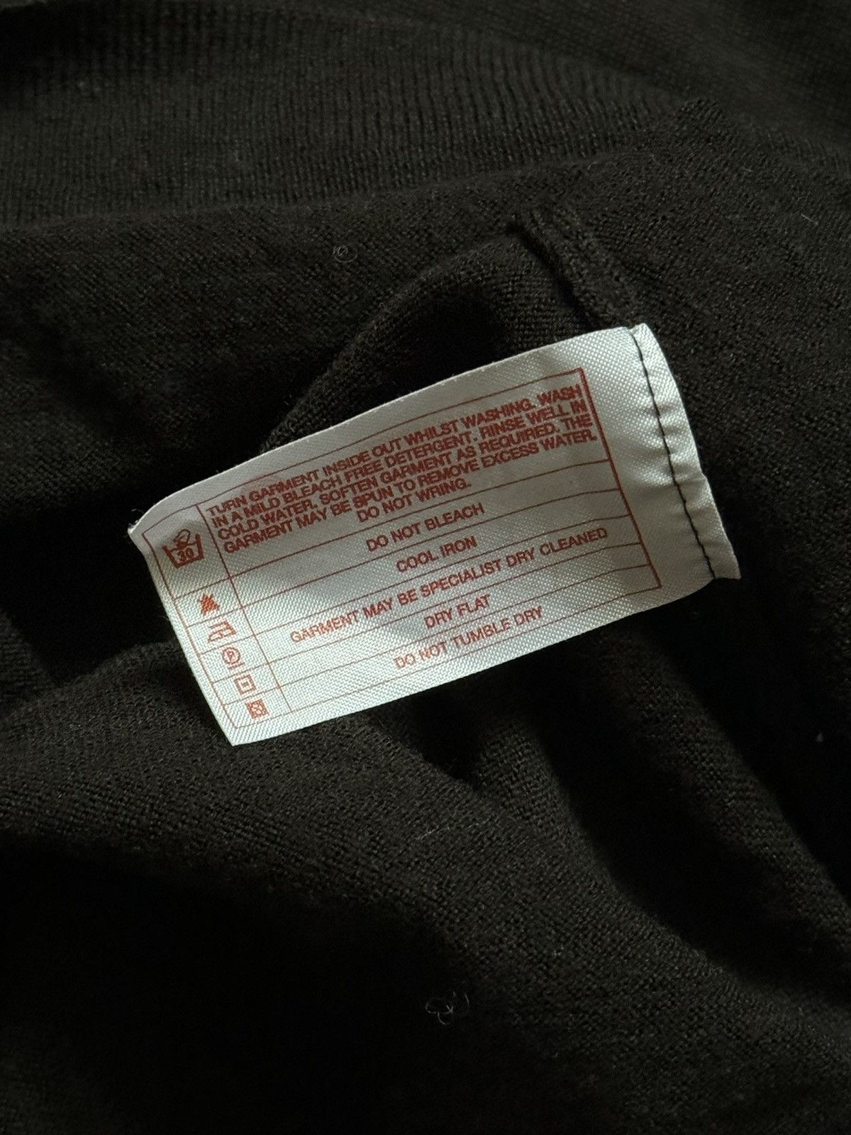 Designer × John Smedley John smedley L brown v-neck sweater jumper pullover knitwear Size US L / EU 52-54 / 3 - 9 Thumbnail