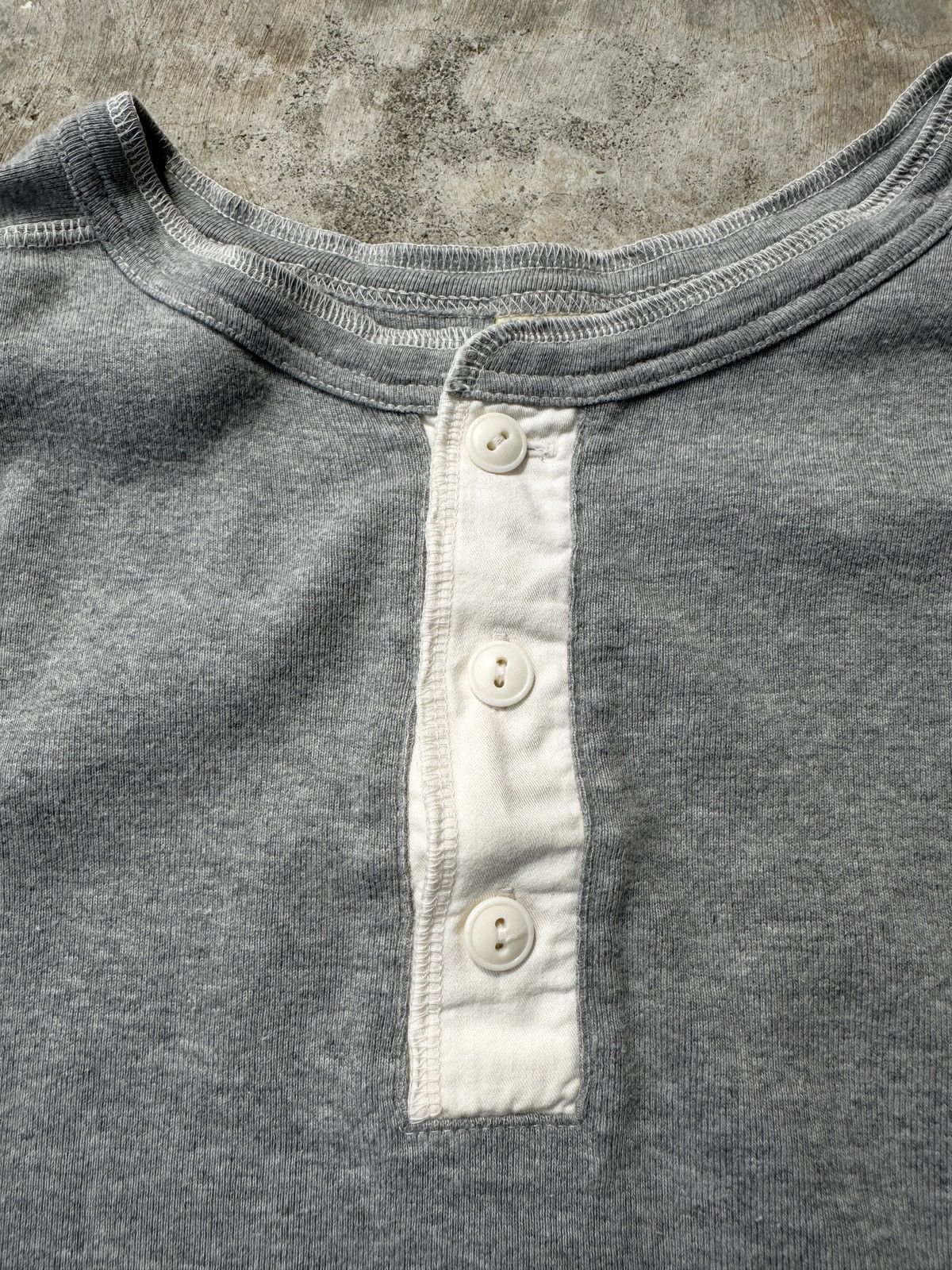 Pherrow's Pherrow repro US Military SLUB YARN HENLEY NECK T-SHIRT Size US M / EU 48-50 / 2 - 4 Thumbnail
