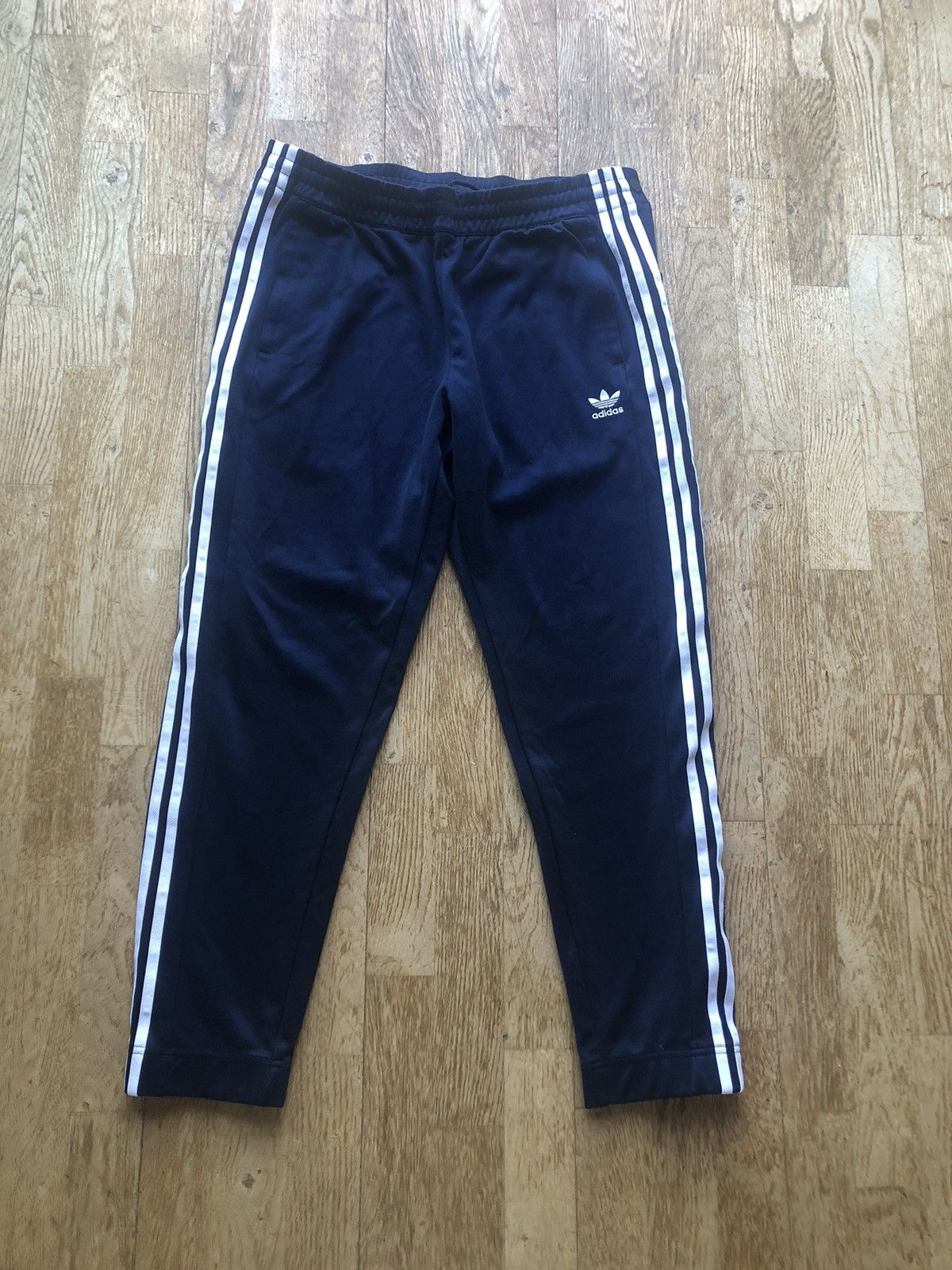 Adidas × Vintage ADIDAS BUTTON-UP VINTAGE QUALITY SWEATPANTS JOGGERS Size US 34 / EU 50 - 1 Thumbnail