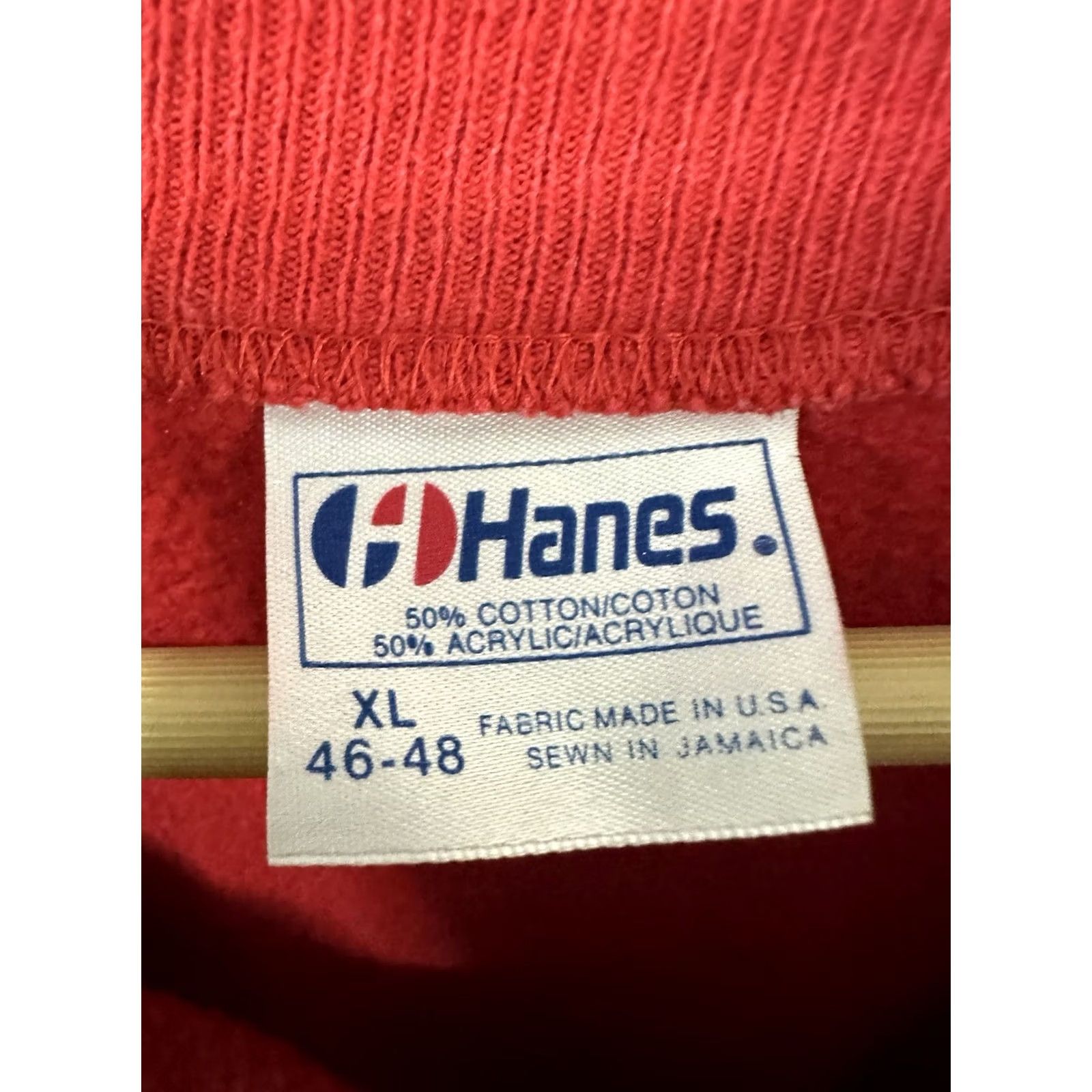 Hanes VTG 80s University of Georgia Bull Dogs Raglan Soft Crewneck Sweatshirt XL Red Mens Pullover NCAA Football Hanes Sweatshirt Size US XL / EU 56 / 4 - 3 Thumbnail