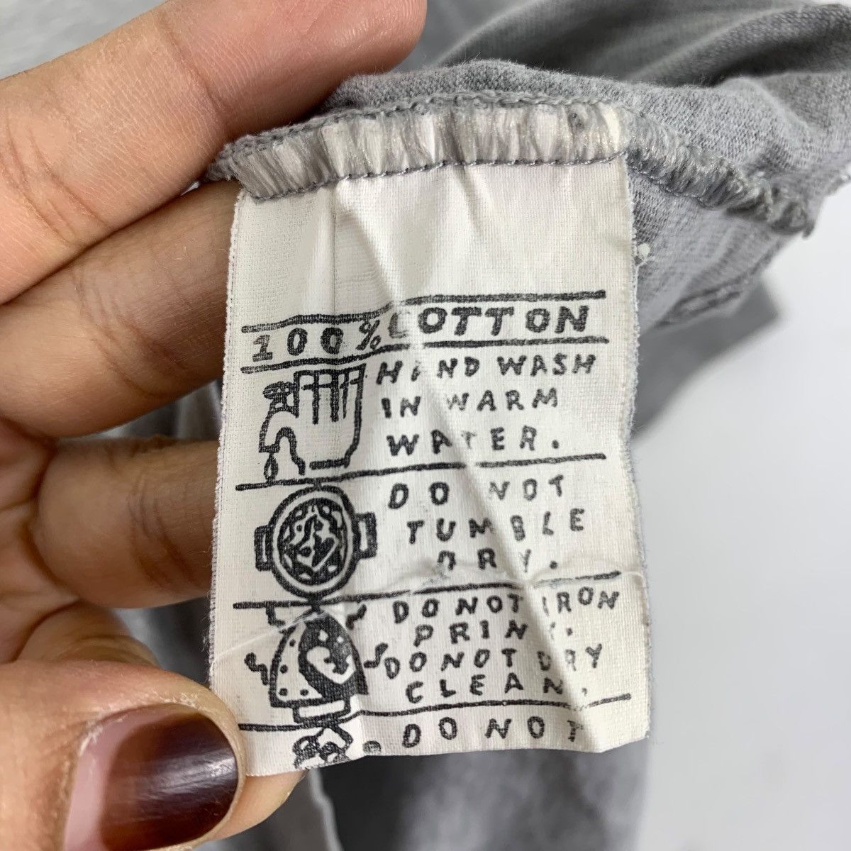 Vintage RARE Vintage 1989 MAMBO 100% Graphics Australia Surf Shirt Size US XL / EU 56 / 4 - 7 Thumbnail