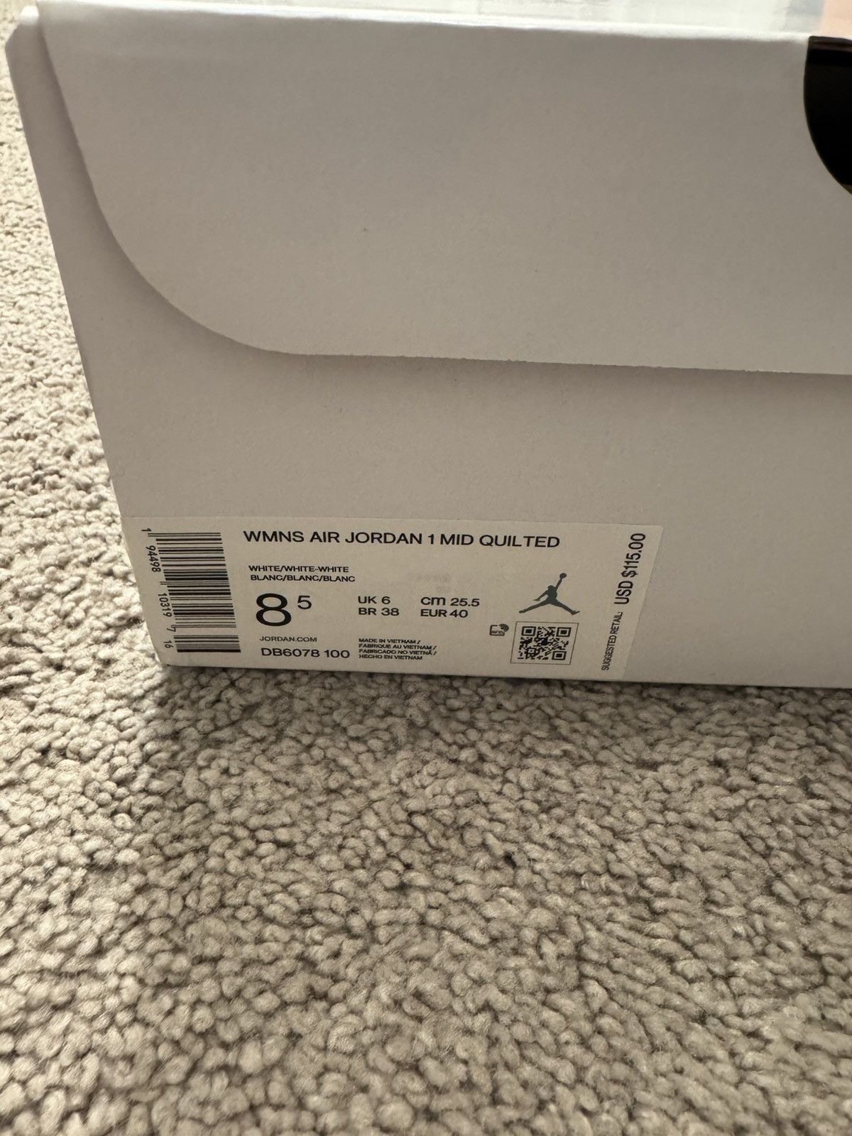 Jordan Brand Jordan 1 Mid Quilted White (women’s) Size US 8.5 / IT 38.5 - 7 Thumbnail