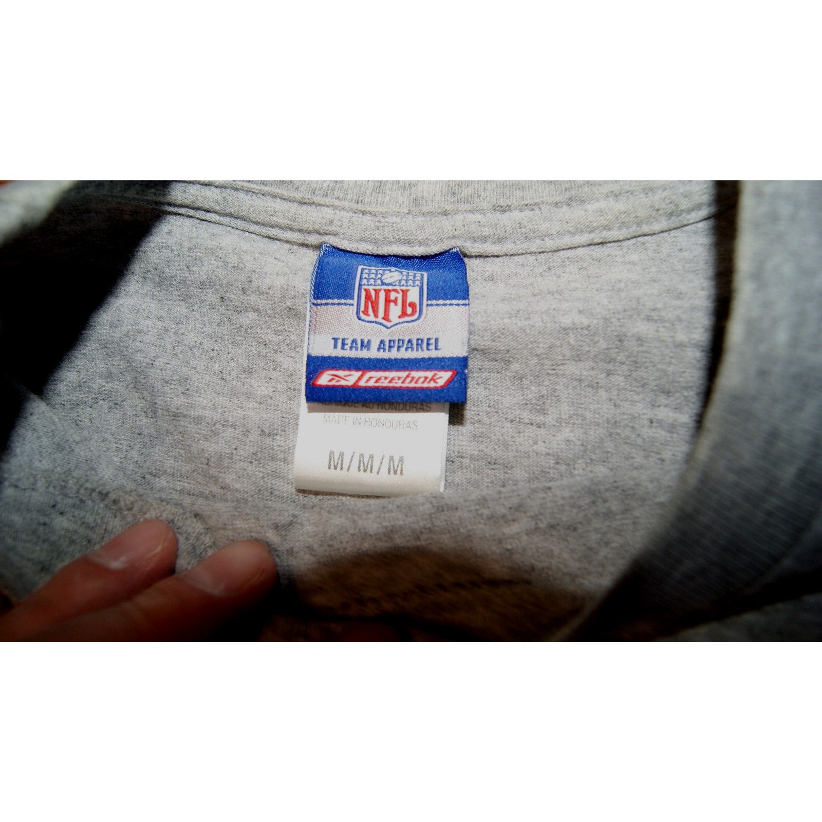 Reebok VTG DALLAS COWBOYS FOOTBALL M GRAY T SHIRT NFL FIELD REEBOK Size US M / EU 48-50 / 2 - 4 Thumbnail
