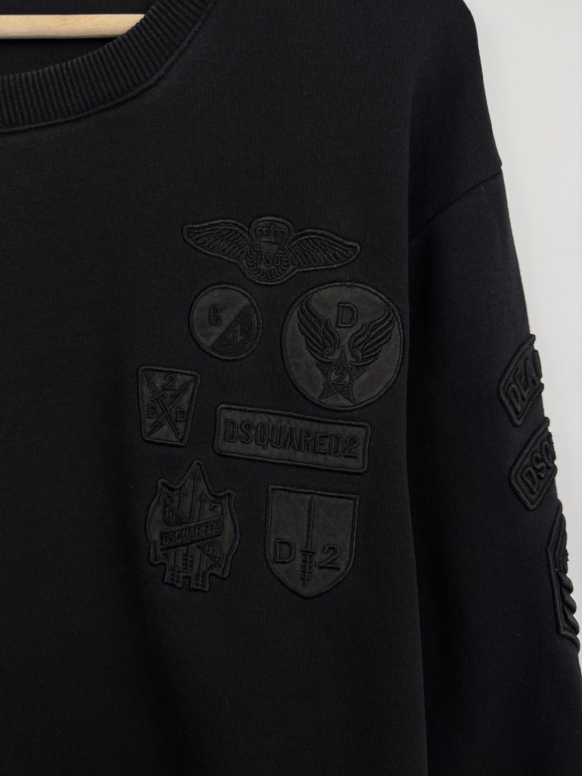 Dsquared2 🇮🇹 Dsquared2 Army Embossed Logo Art Sweatshirt Y2K Rare Retro Size US L / EU 52-54 / 3 - 5 Thumbnail