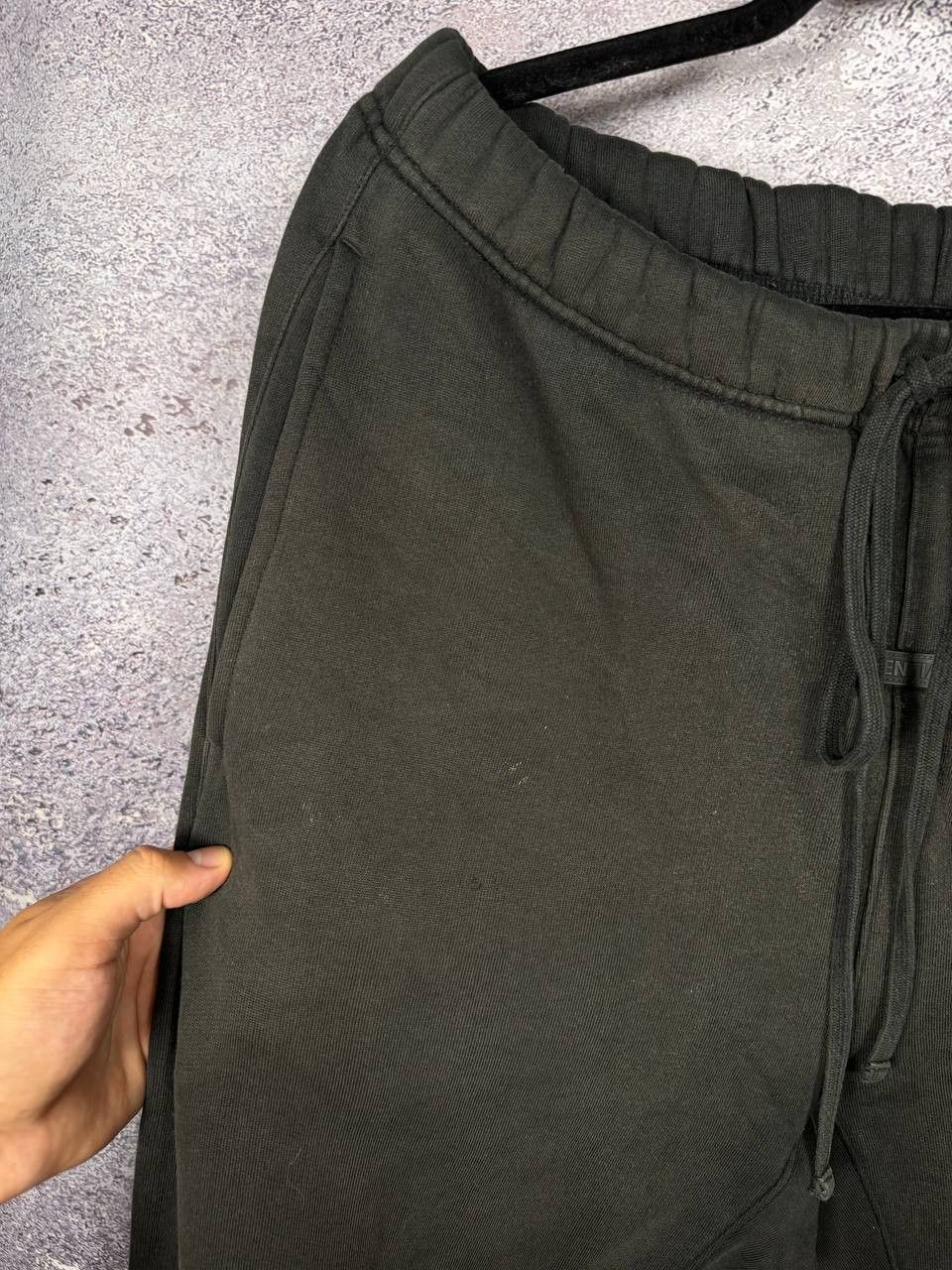 Essentials Fear of God Essentials Fleece Jogger Sweatpants Medium Size US 33 - 5 Thumbnail