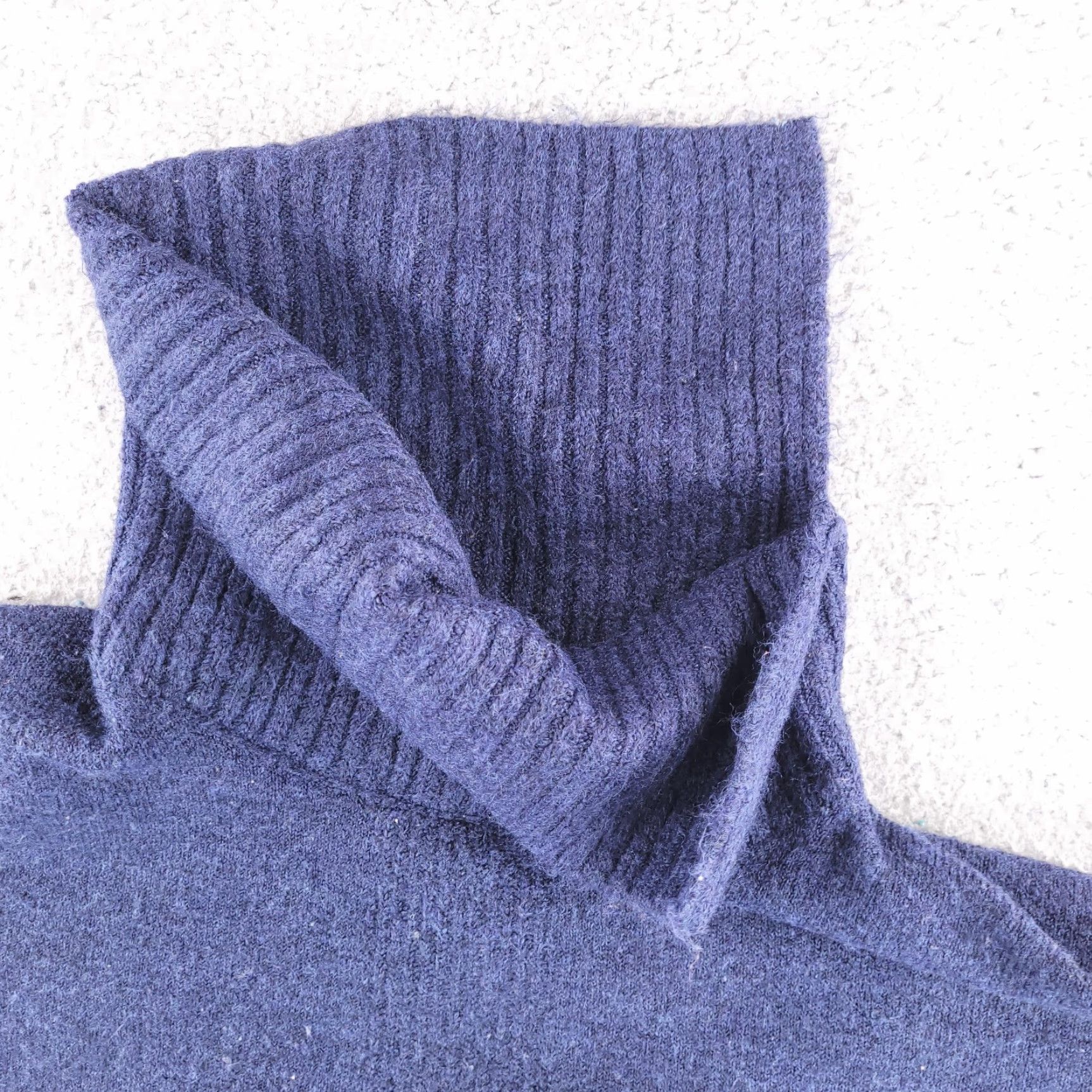 Banana Republic Banana Republic Sweater Womens Medium Blue Turtleneck Stretch Knit Size M / US 6-8 / IT 42-44 - 5 Thumbnail
