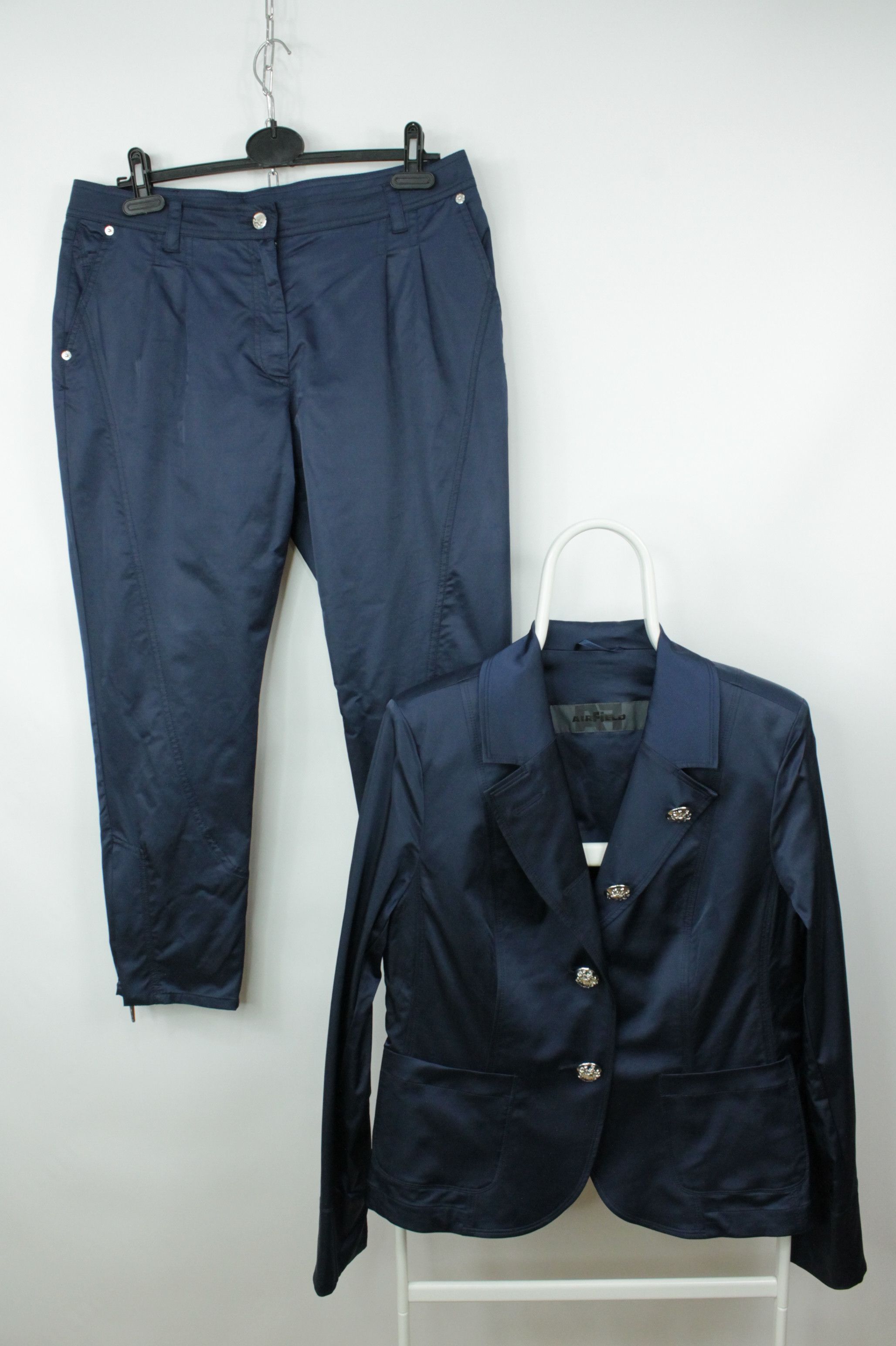Designer AirField Elegant Pantsuit Savanna Blue Blazer Women's Size M / US 6-8 / IT 42-44 - 1 Thumbnail