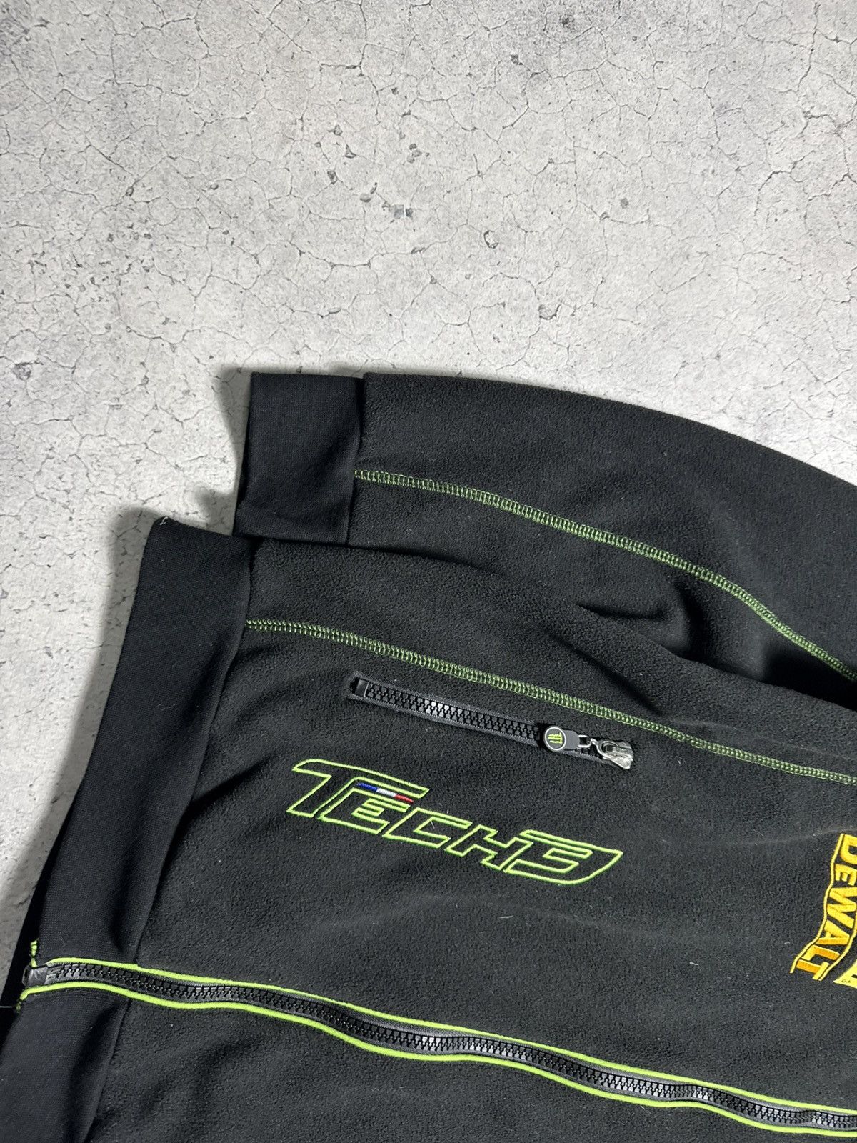 Vintage Monster Energy Full Zip Fleece Jacket Tech 3 Black Size L Size US L / EU 52-54 / 3 - 2 Thumbnail