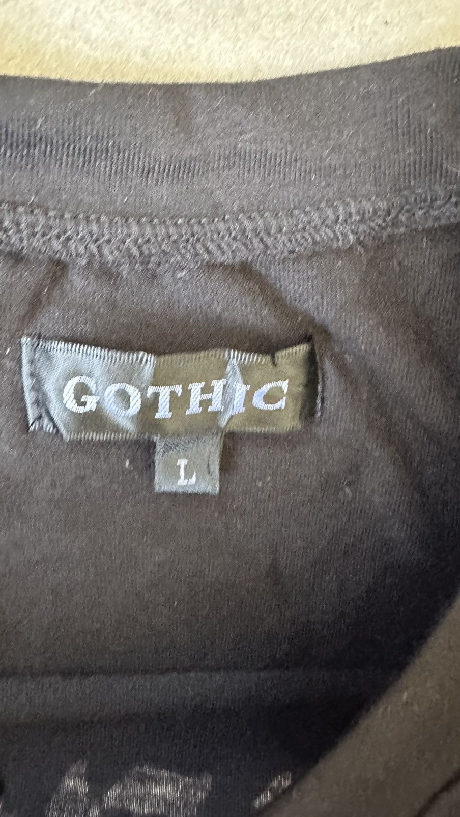 GOTHIC FUZZY TEDDY TEE
