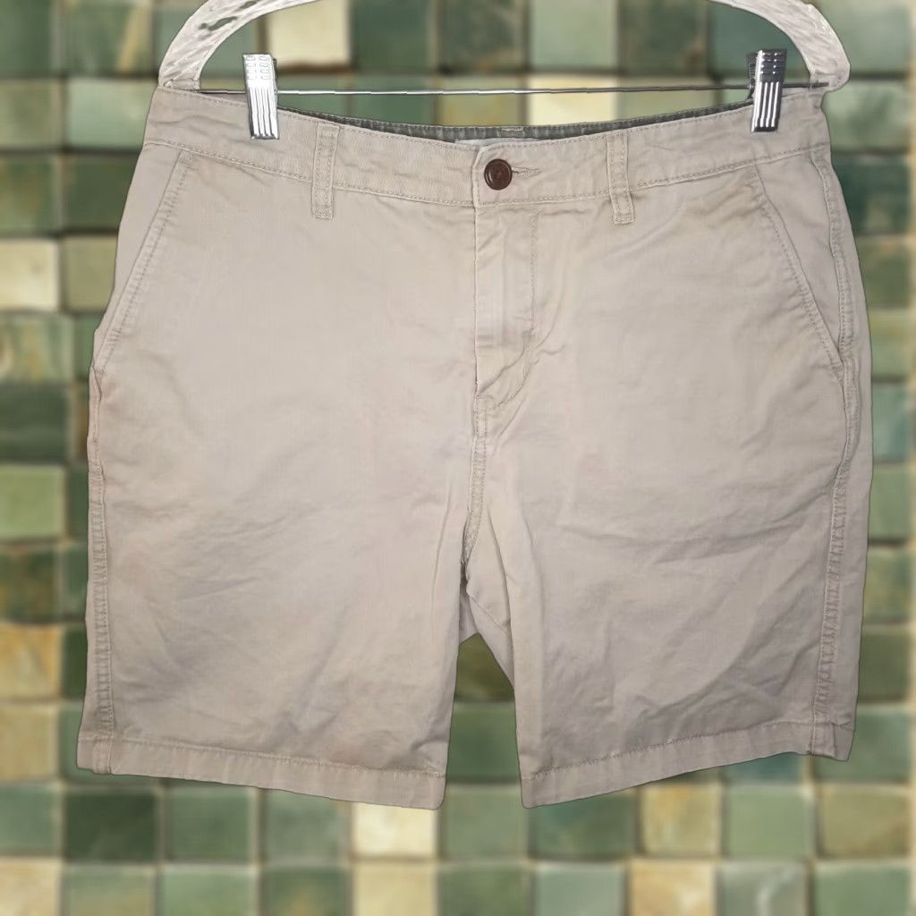 Quiksilver Quiksilver Chino Shorts - Men - 32 - Beige - Regular Fit - Casual Flat-Front Size US 32 / EU 48 - 1 Thumbnail