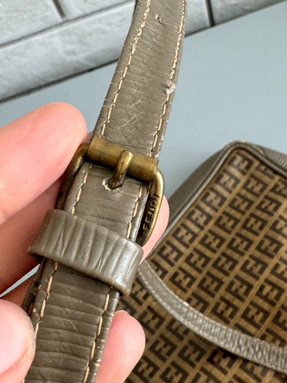 Fendi × Vintage Vintage 70s 80s fendi zucca monogram messenger bag Size ONE SIZE - 6 Thumbnail