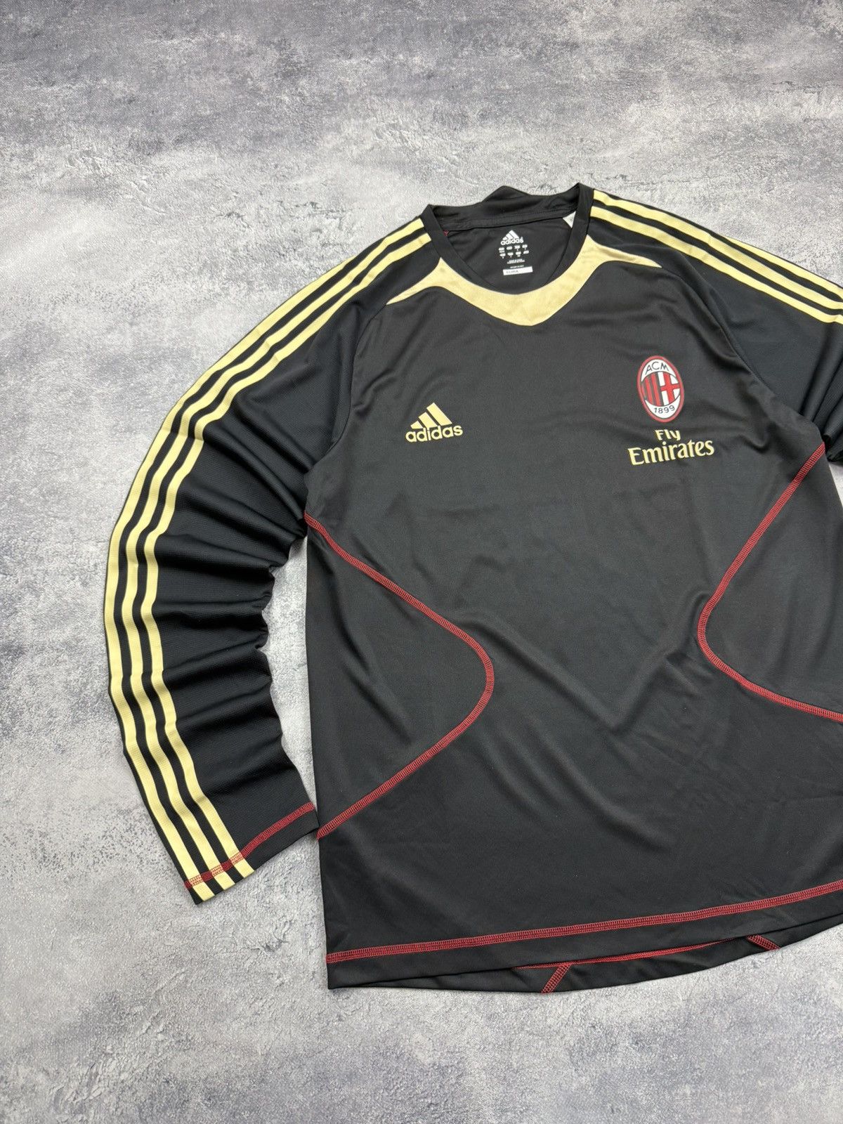 Adidas Vintage Adidas AC Milan Training Top Long Sleeve Jersey Size US L / EU 52-54 / 3 - 7 Thumbnail