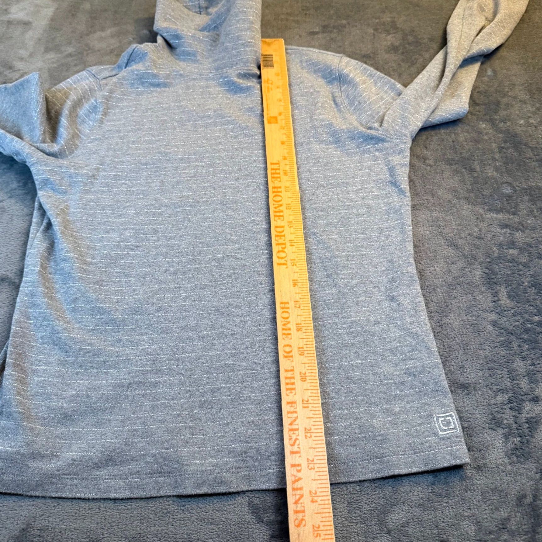 Liz Claiborne Liz Claiborne Shirt Women M Gray Striped Turtleneck Long Sleeve Glitter Knit Pullover Casual Basic All Seasons Size M / US 6-8 / IT 42-44 - 7 Thumbnail