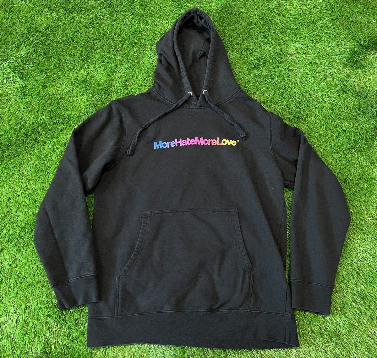 ANTI SOCIAL SOCIAL CLUB MORE LOVE MORE HATE HOODIE フーディ DS New Anti social social Club More hate more love Hoodie M