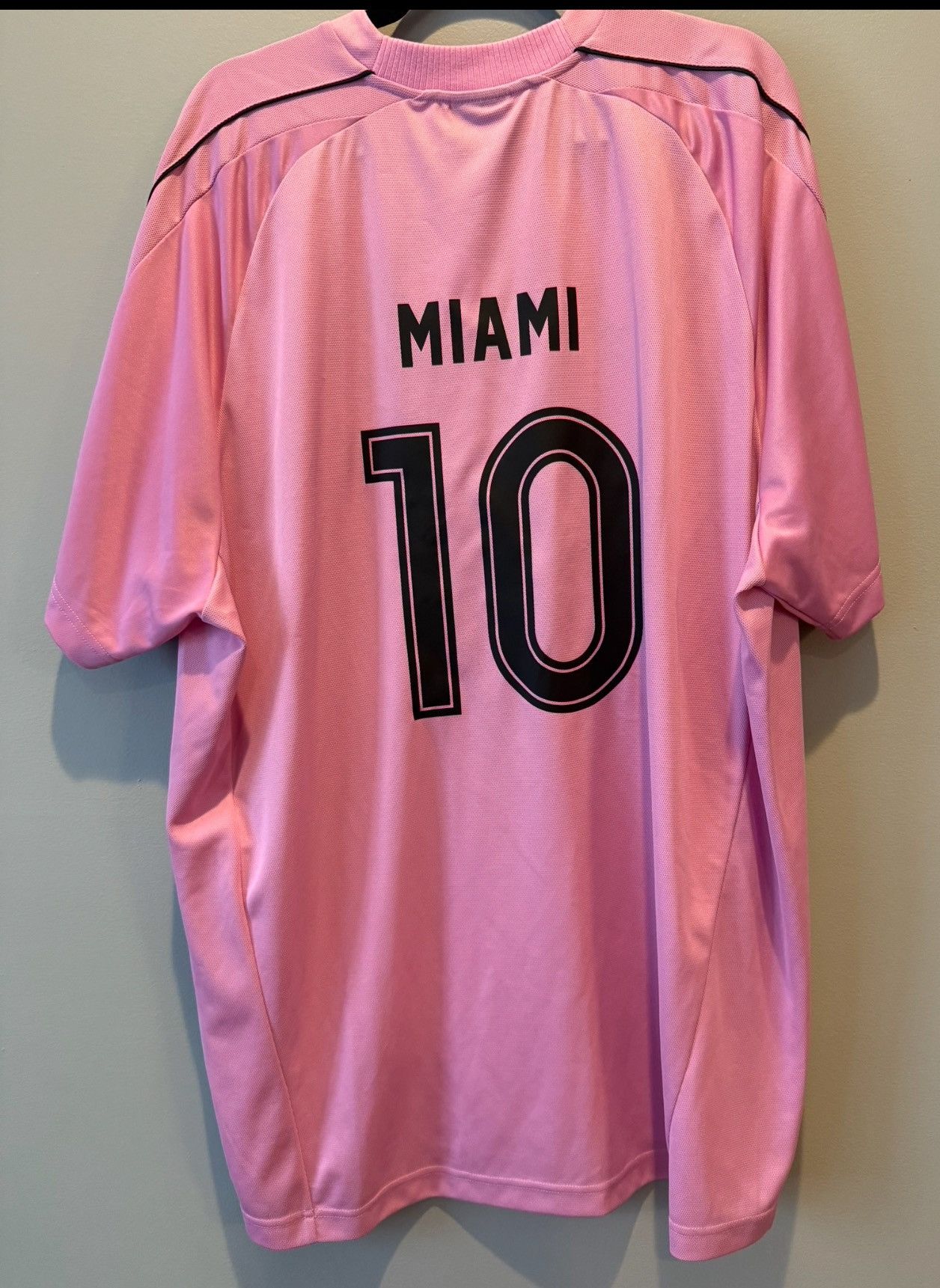 Balenciaga Balenciaga MIAMI Soccer Jersey T-Shirt in Pink Size US XXL / EU 58 / 5 - 2 Thumbnail