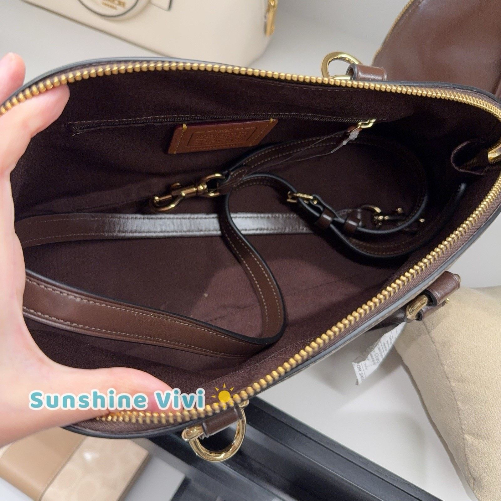 Coach NWT Coach Lara Bag Satchel Leather Handbag CDV19 Black Size ONE SIZE - 4 Thumbnail