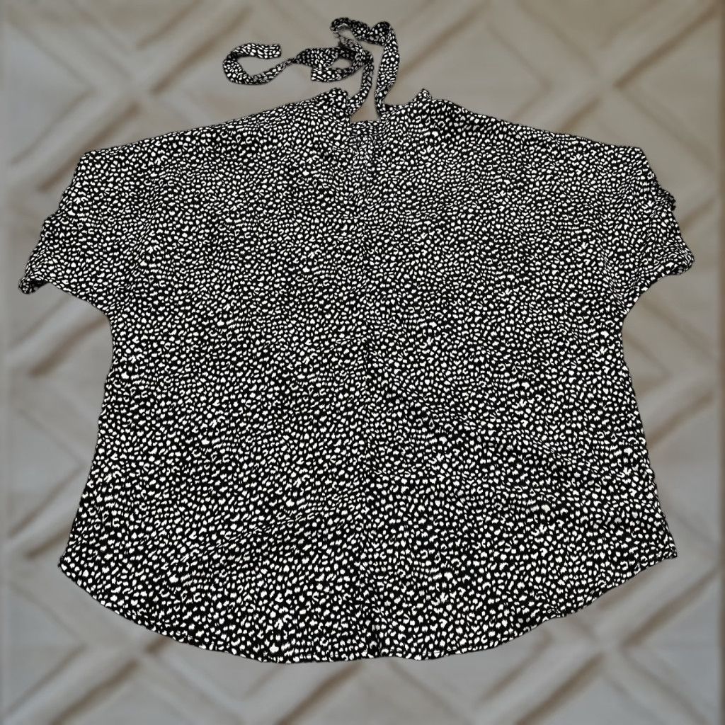 Shein SheIn Printed Blouse Womens XL Black White Mock Neck Short Sleeve Casual Top Size XL / US 12-14 / IT 48-50 - 1 Thumbnail