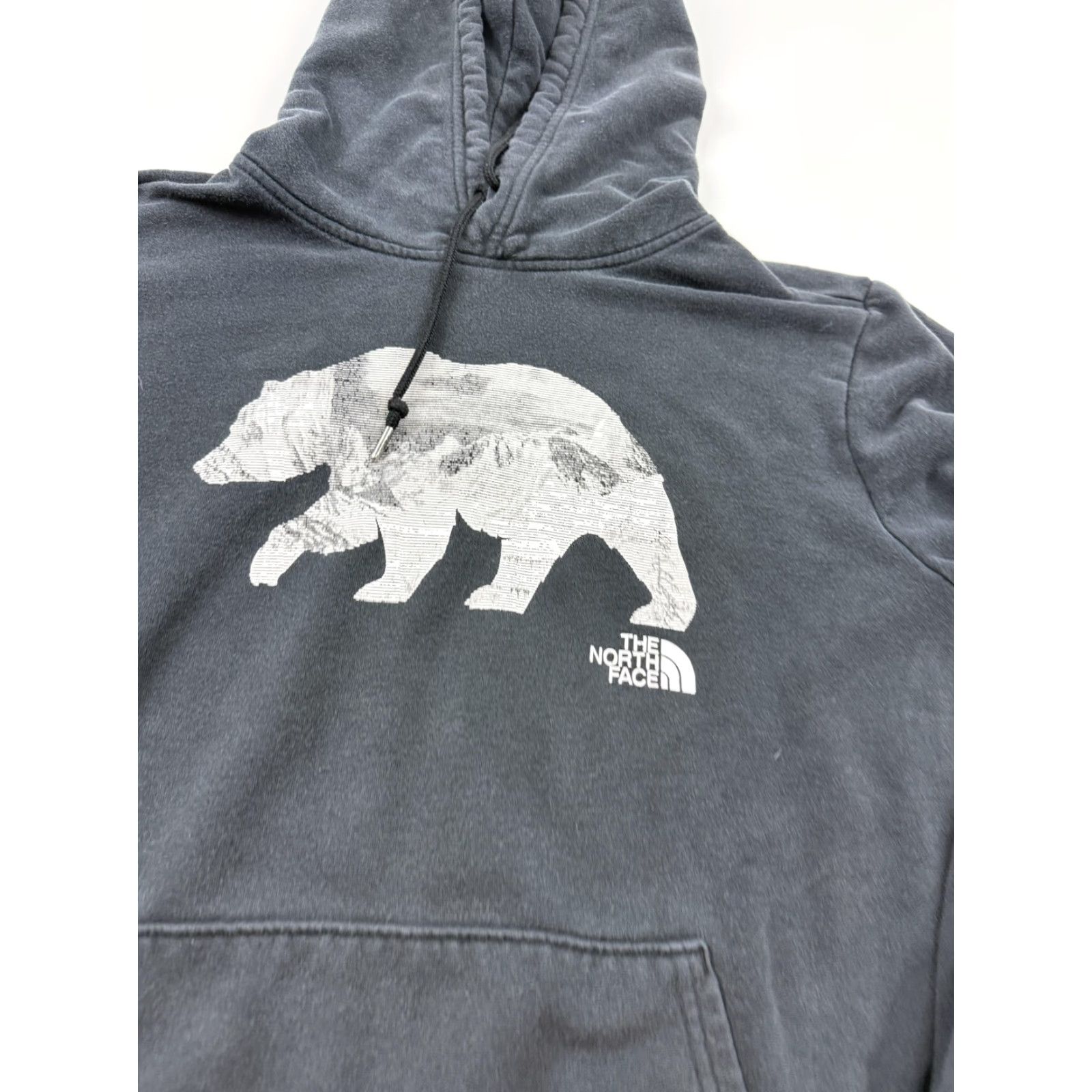 The North Face The North Face Hoodie Mens Large Black Pullover Bear Graphic Logo Sweatshirt Size US L / EU 52-54 / 3 - 3 Thumbnail