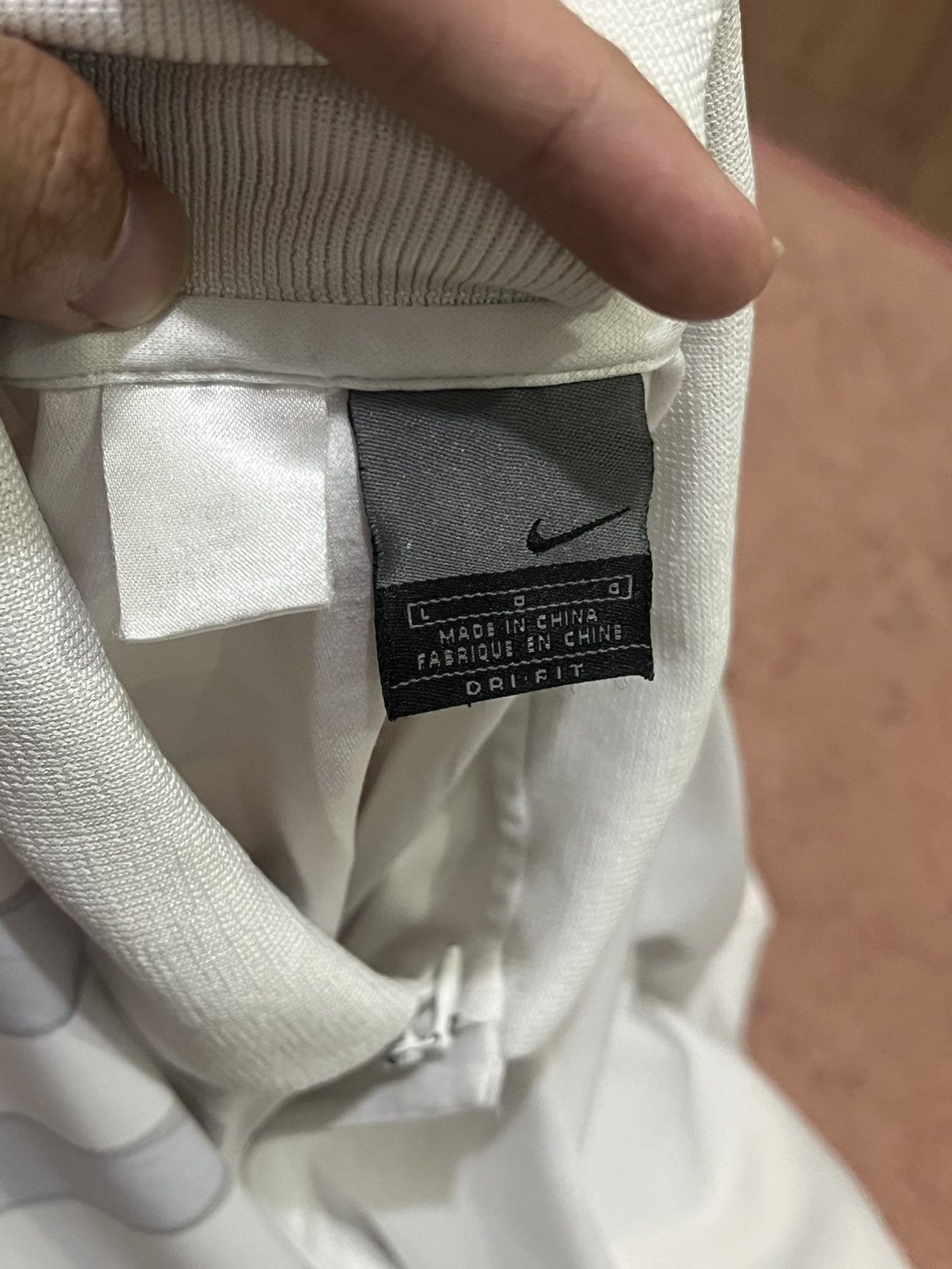 Nike Nike court roger federer australian open 2002 Size US L / EU 52-54 / 3 - 6 Thumbnail