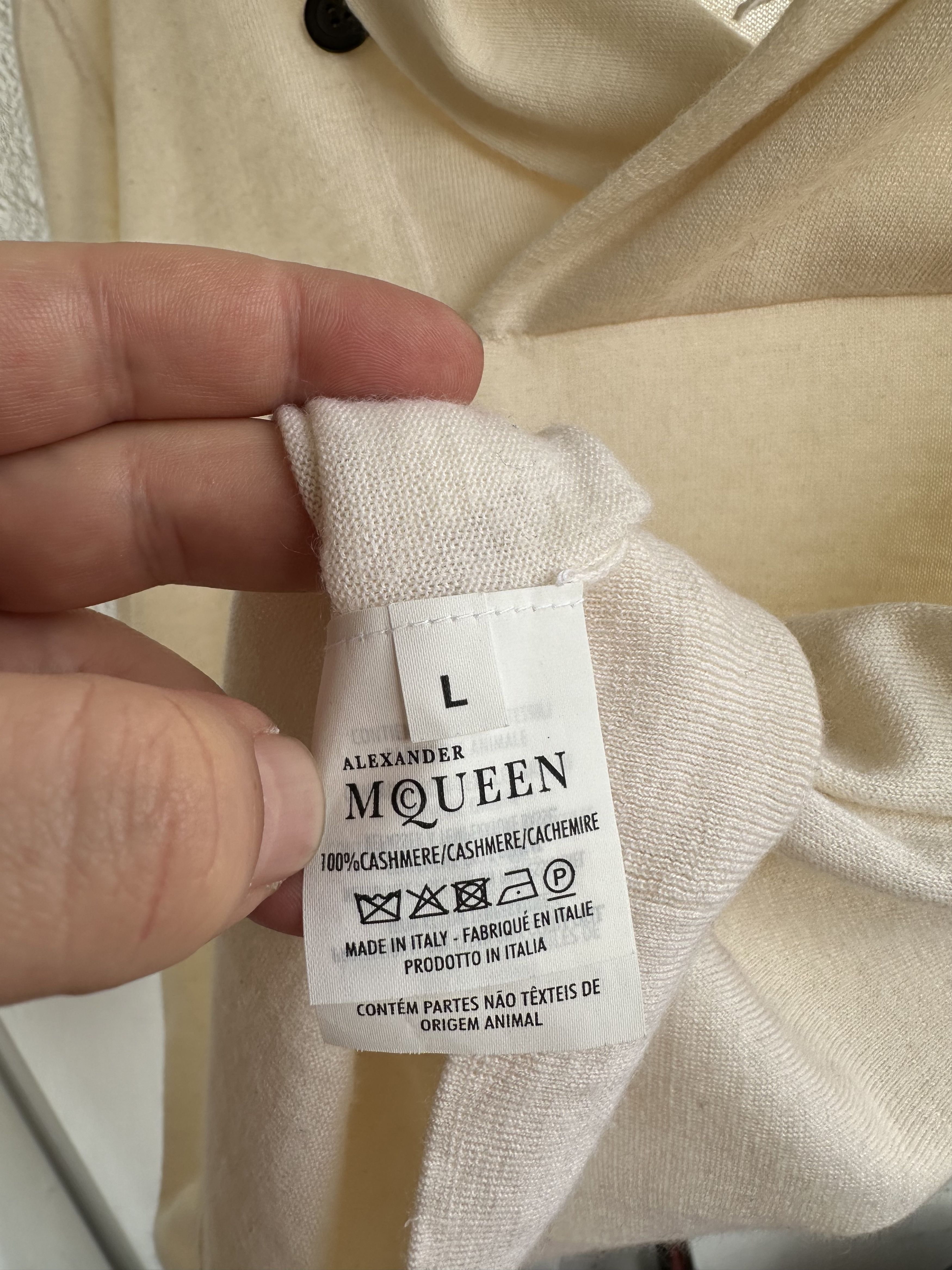 Alexander McQueen cashmere shawl collar sweater Size US L / EU 52-54 / 3 - 6 Thumbnail