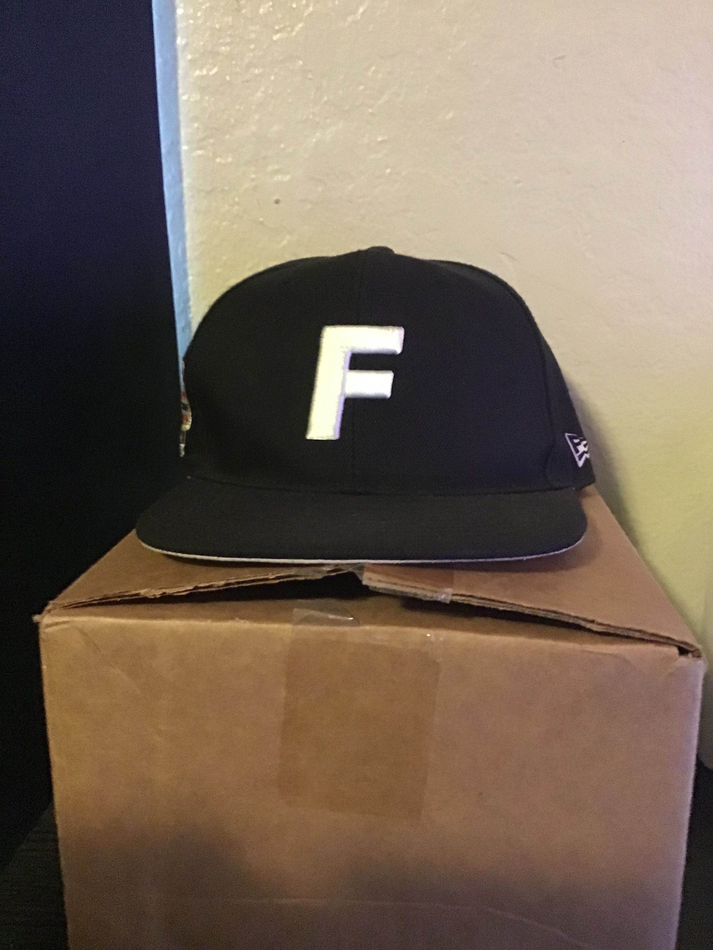 Fuck The Population Underground Underdogs Hat Size ONE SIZE - 1 Thumbnail