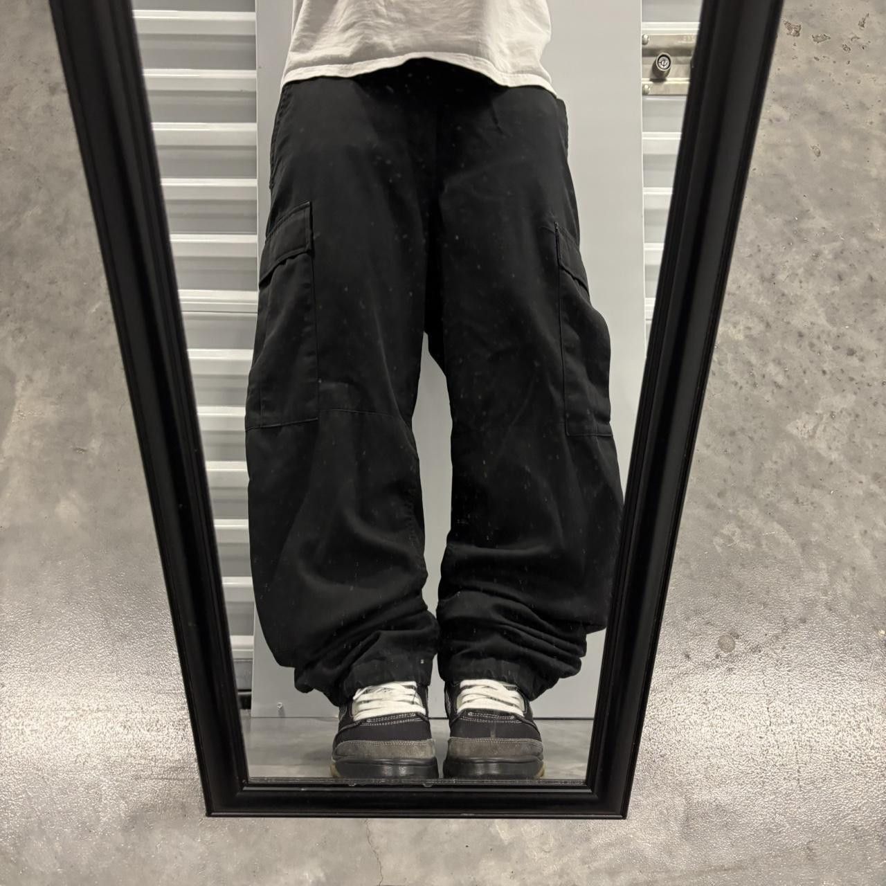 Japanese Brand × Vintage Crazy Vintage Y2K/2000s Black Workwear Streetwear Essential Cargo Pants! Size US 34 / EU 50 - 1 Thumbnail