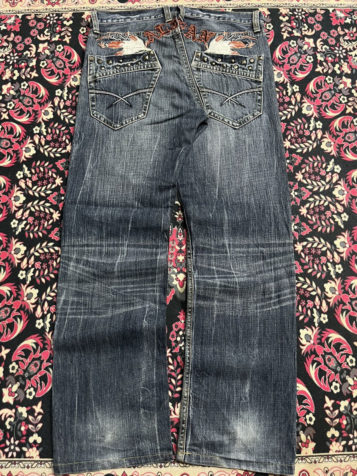 Le Grande Bleu (L.G.B.) Vintage Anti Label Embroidery Slogan Rhinestone Dark Jeans Size US 33 - 2 Thumbnail