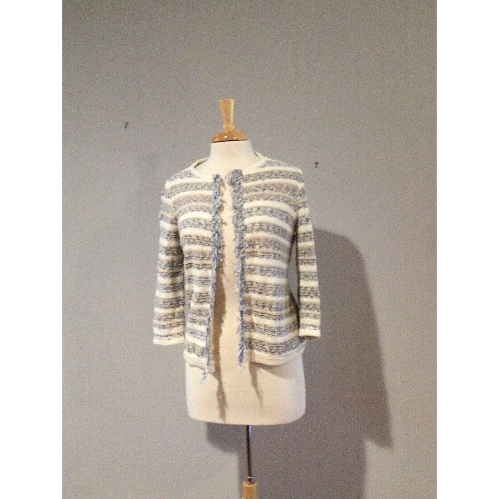 Chicos Chico's Fringe Tan Blue & White Knit Cardigan Size 0/S/4 Size S / US 4 / IT 40 - 7 Thumbnail