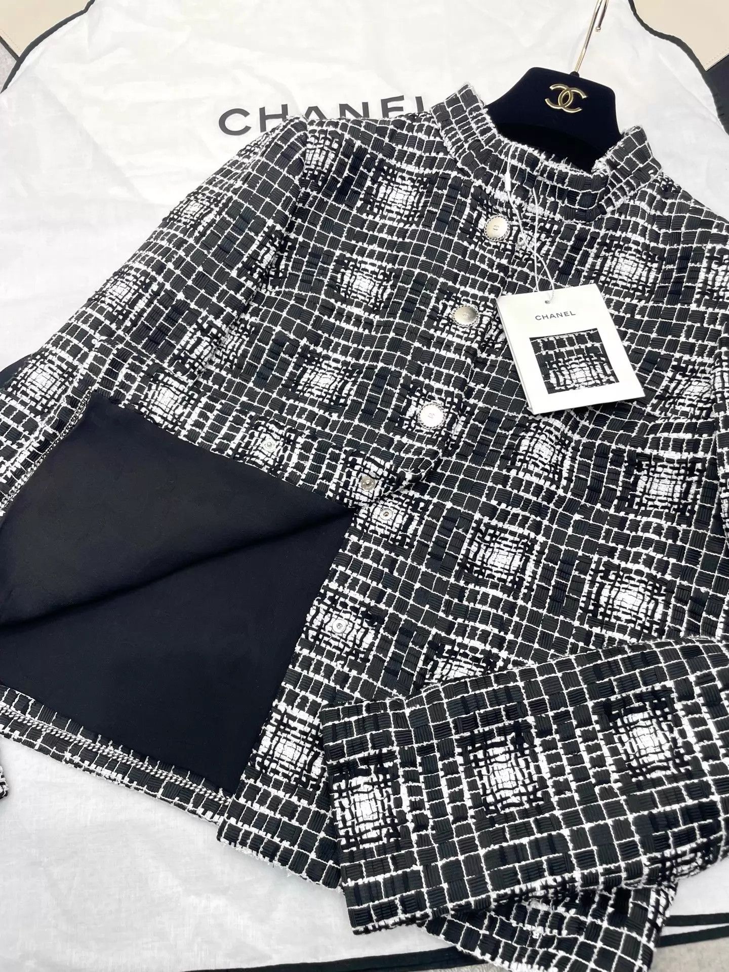 Chanel Chanel 25C Women's Black White Check Jacket 38 Size S / US 4 / IT 40 - 6 Thumbnail