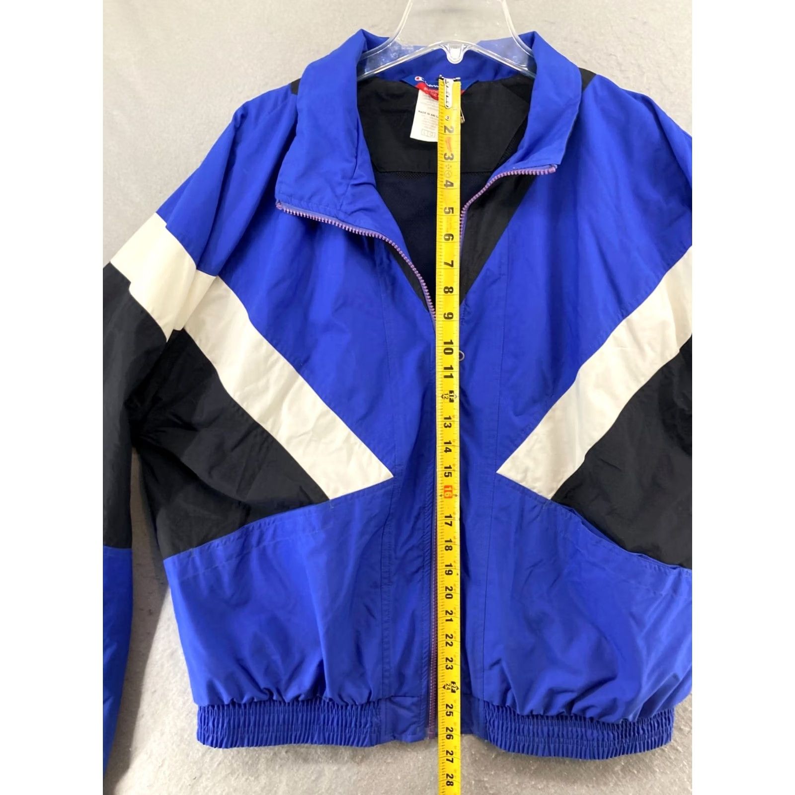 Champion VINTAGE Champion Jacket Windbreaker Athletic Full Zip Nylon Blue 90s Sports Outdoor Mens Large Blues Size US L / EU 52-54 / 3 - 3 Thumbnail