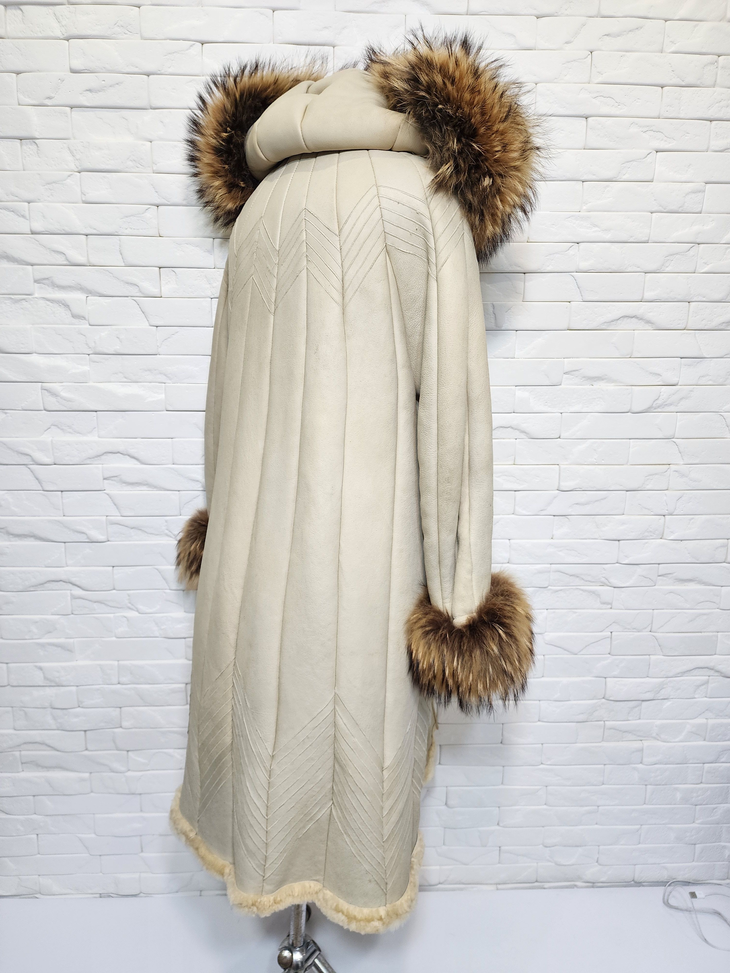 Genuine Leather Gray Sheepskin Hooded Coat: Women's Genuine Fur Size XL / US 12-14 / IT 48-50 - 5 Thumbnail