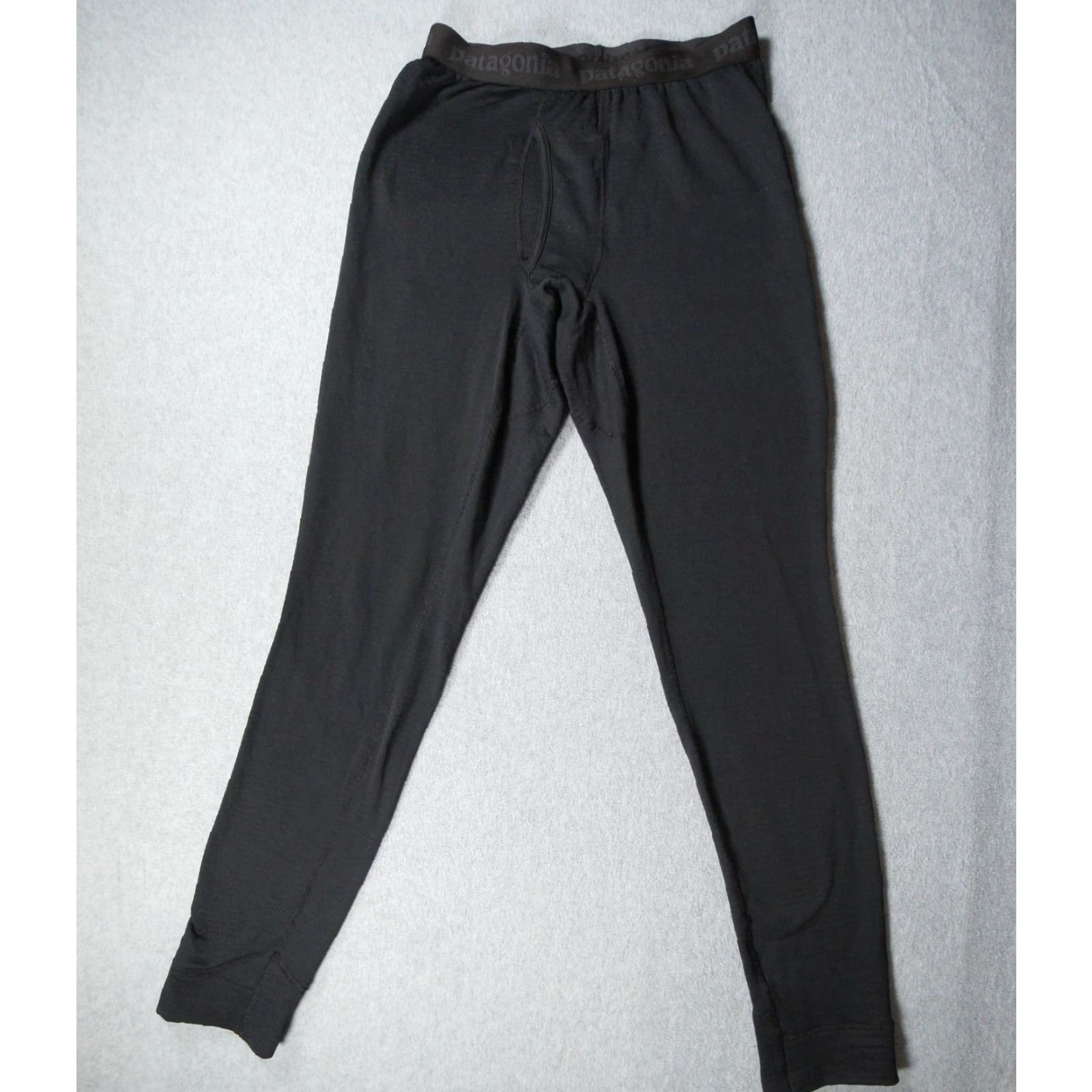 Patagonia Patagonia Pants Mens XS Black Capilene BaseLayer Thermal Weight Polartec Shirt Category Pants XS Black Capilene BaseLayer Thermal Weight Polartec Mens Size US 27 - 2 Thumbnail