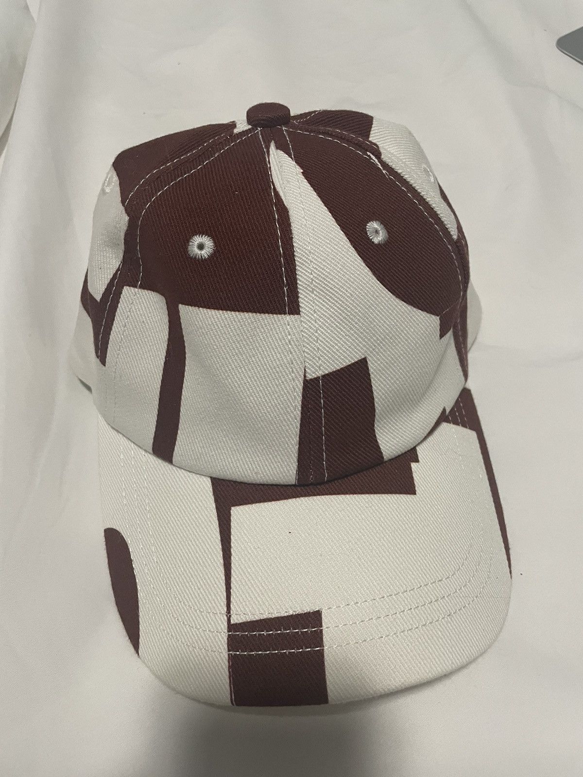 Dries Van Noten DRIES VAN NOTEN Burgundy & White Giles Cap